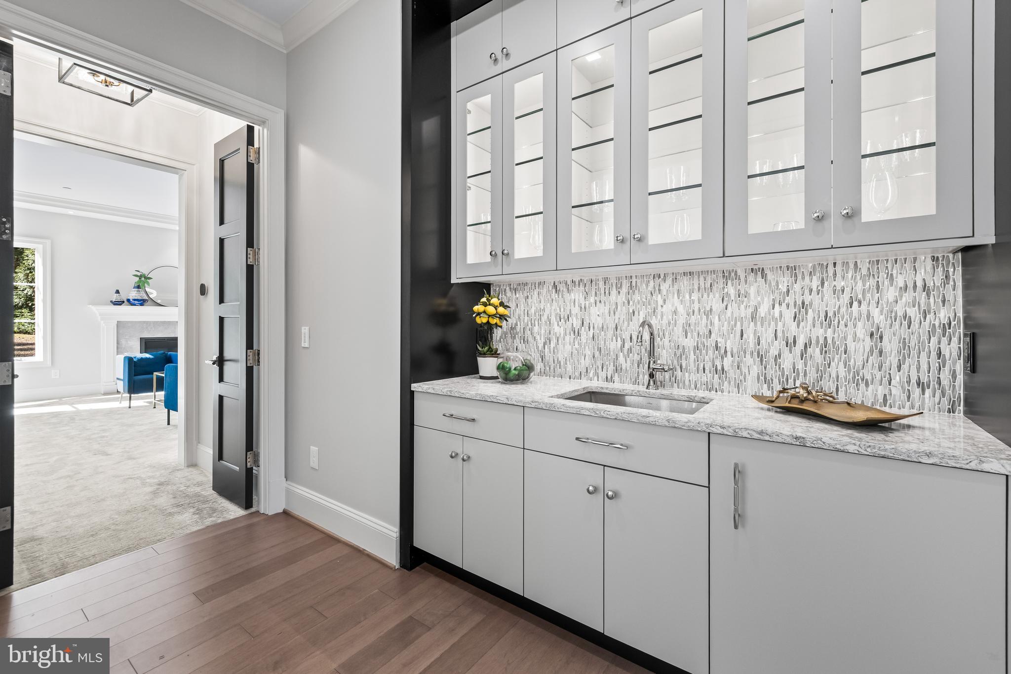 GREEN SPRING VALLEY - Residential