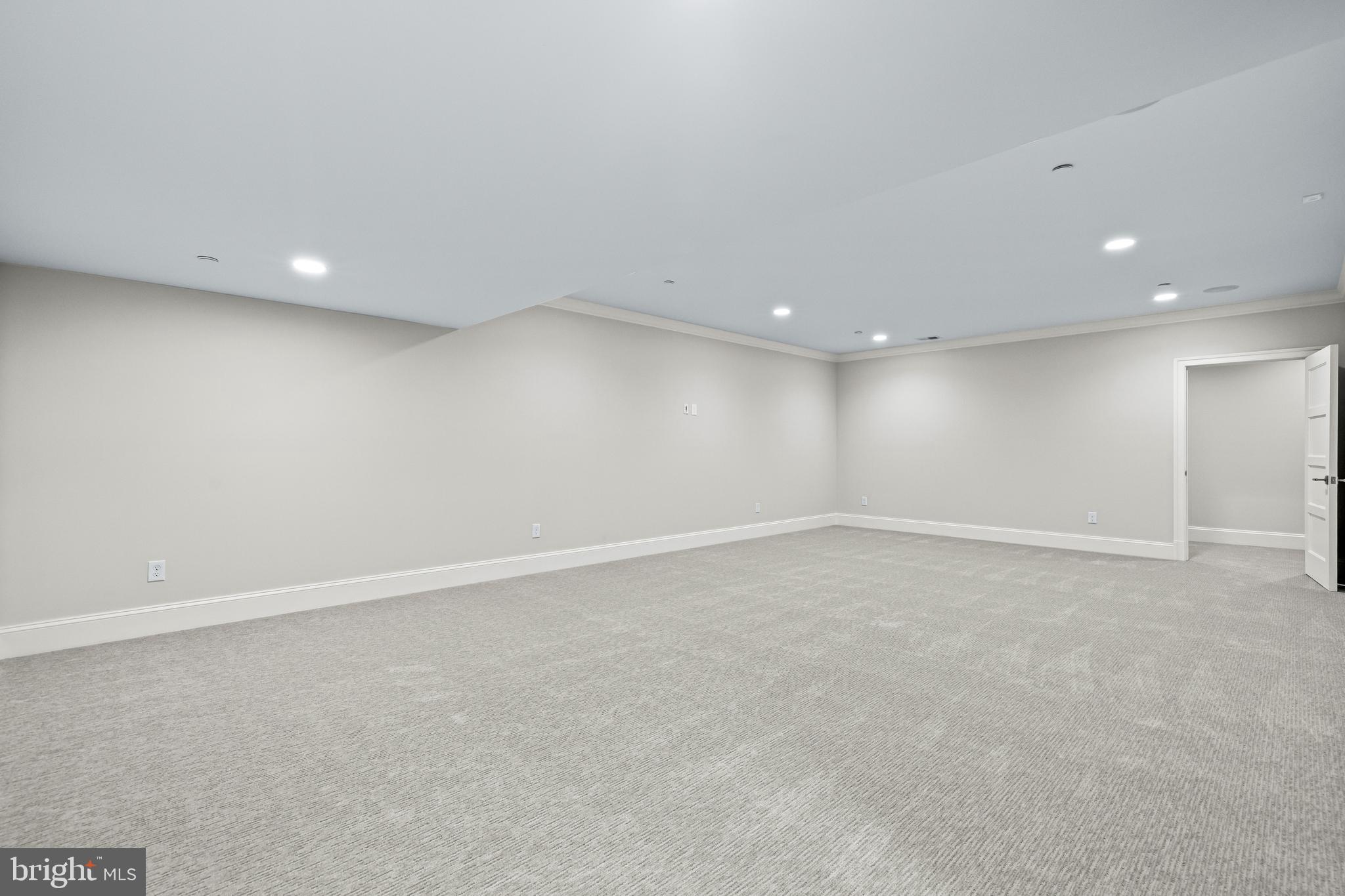 GREEN SPRING VALLEY - Residential