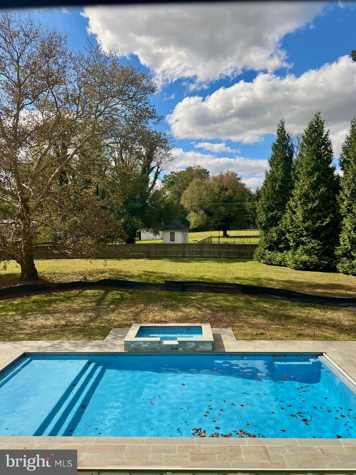 GREEN SPRING VALLEY - Residential