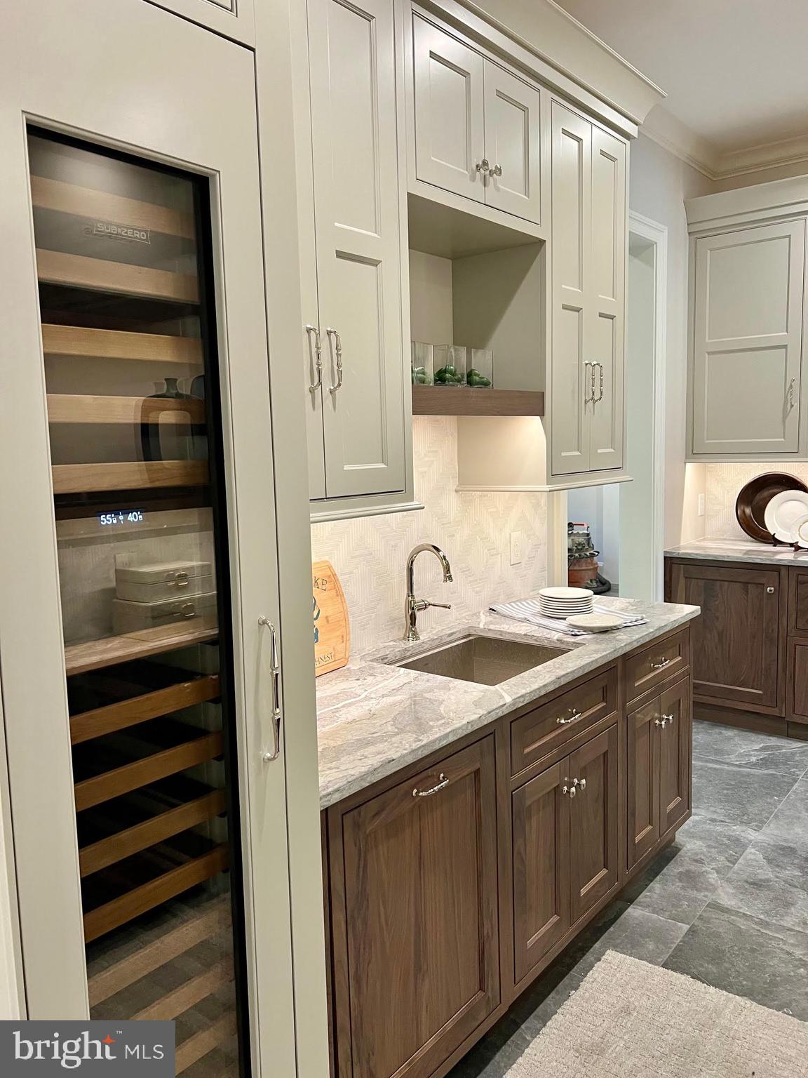 GREEN SPRING VALLEY - Residential