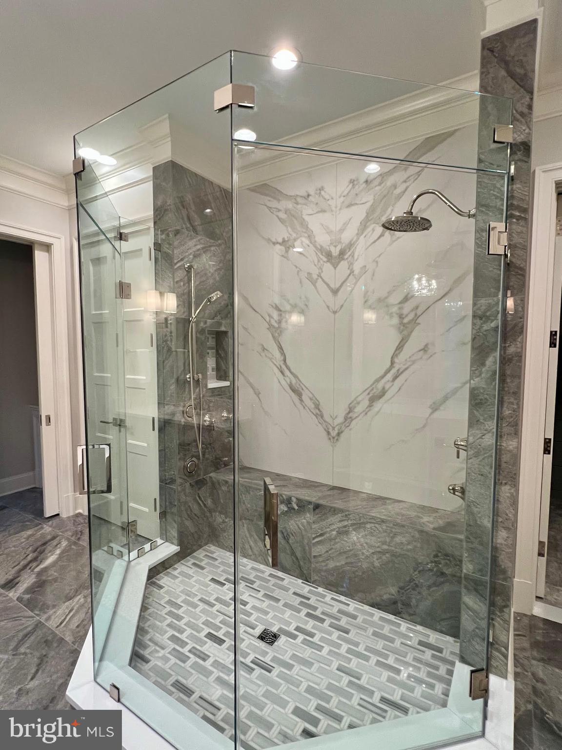 GREEN SPRING VALLEY - Residential