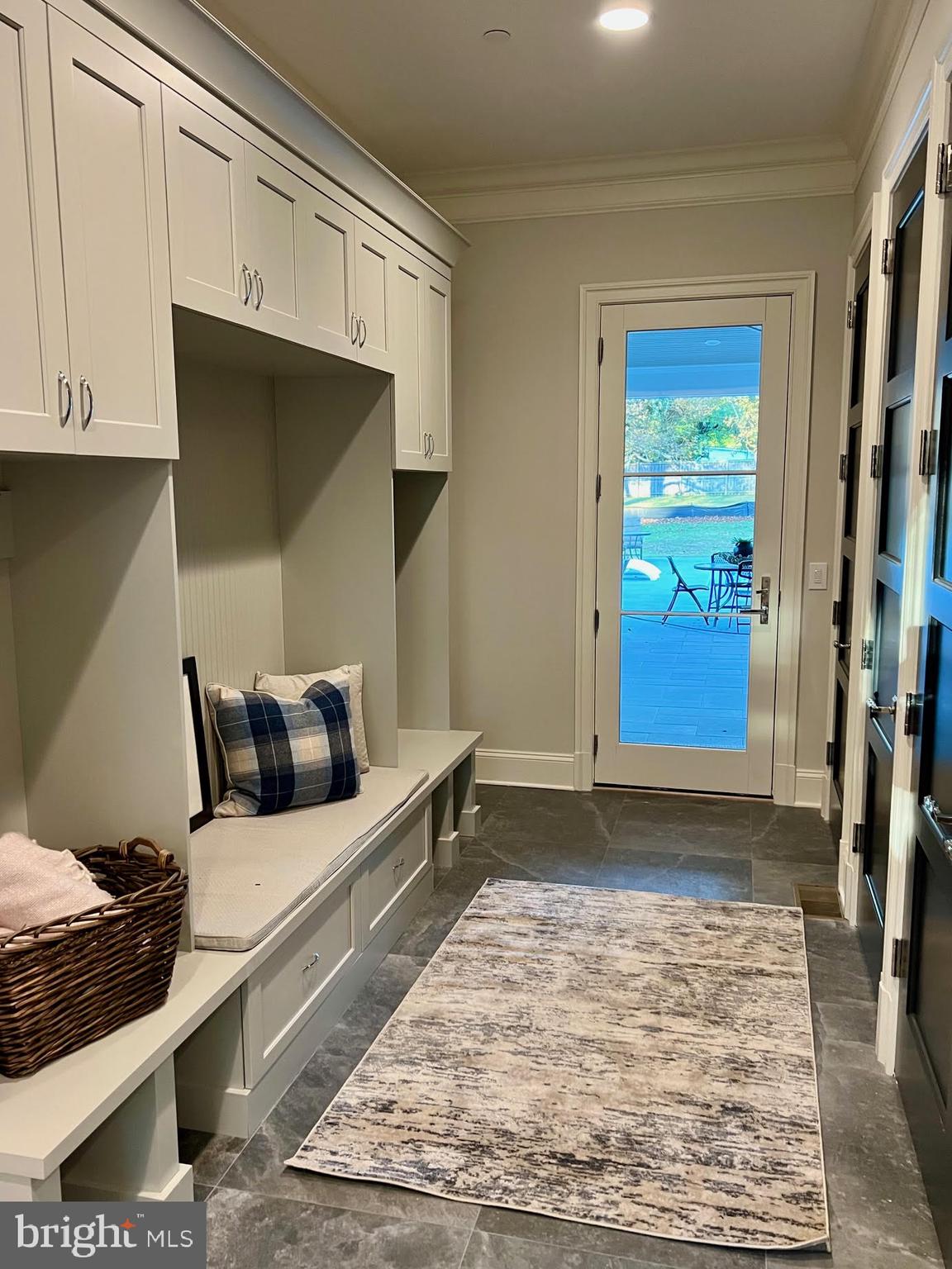 GREEN SPRING VALLEY - Residential