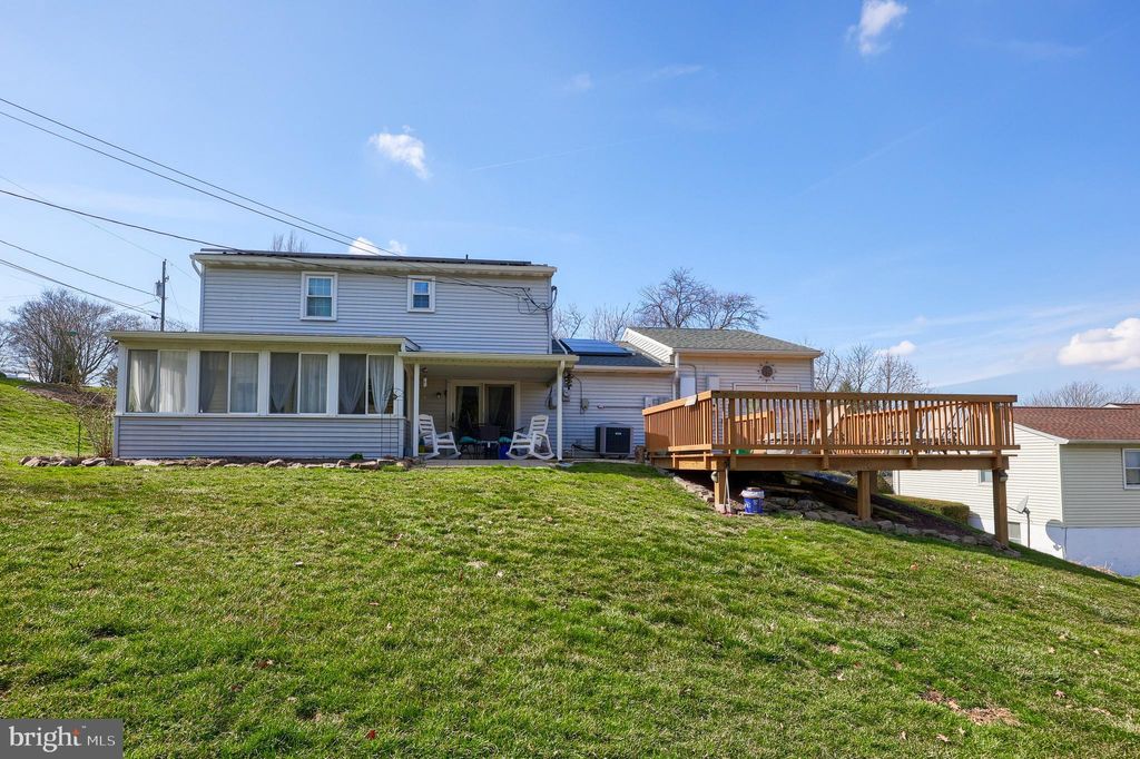 Photo of 705 Farmdale Road, Mount Joy, PA 17552 (MLS # PALA2047564)
