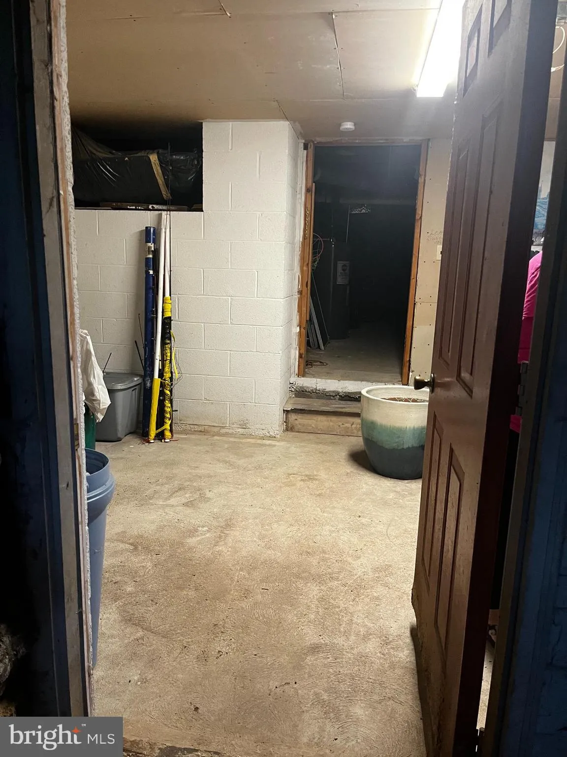 Lebanon, Pennsylvania 17042, United States, 6 Bedrooms Bedrooms, ,Residential,Pending,199054