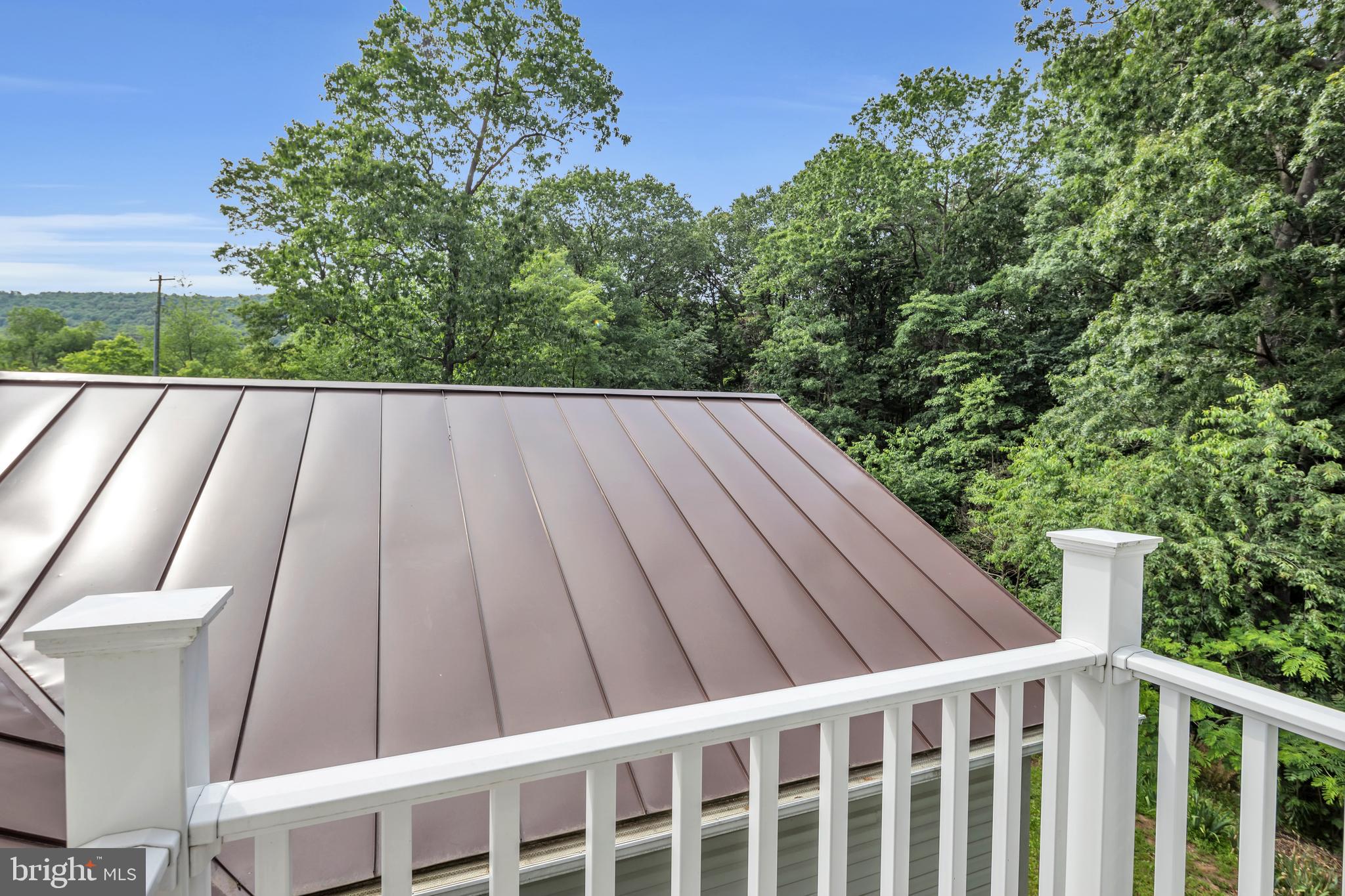 HAMPSHIRE COUNTY - Residential