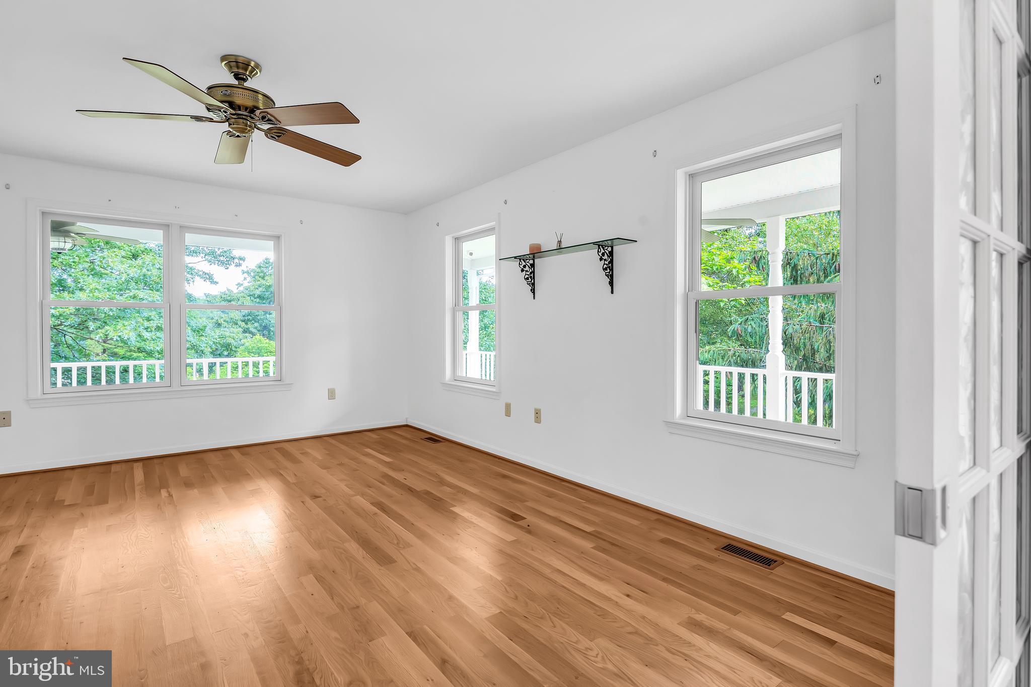 HAMPSHIRE COUNTY - Residential