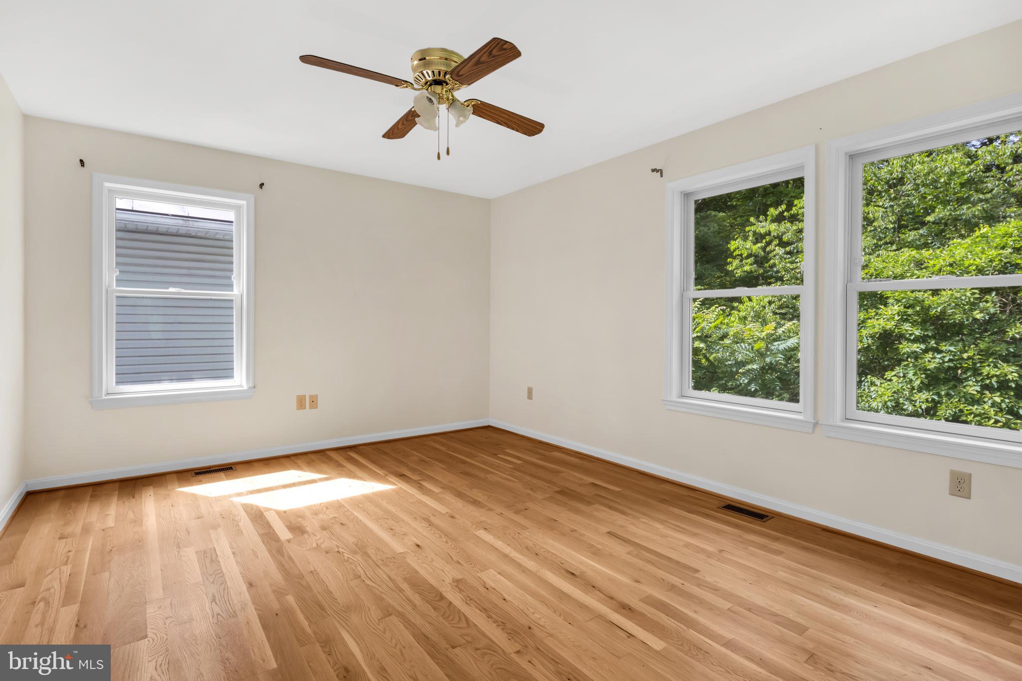 HAMPSHIRE COUNTY - Residential