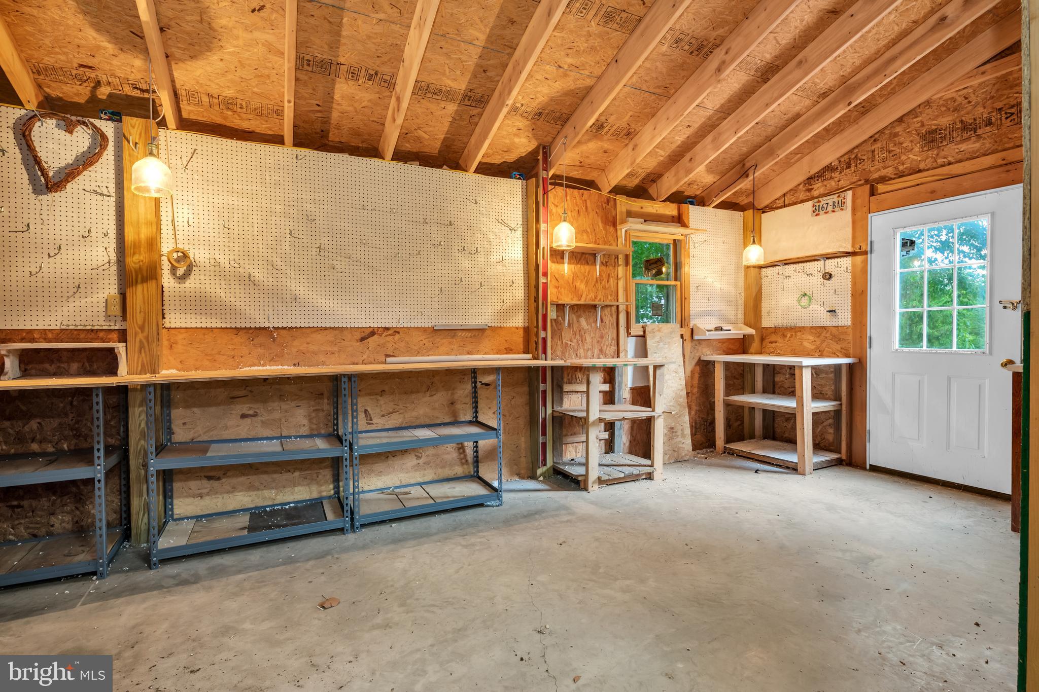 HAMPSHIRE COUNTY - Residential