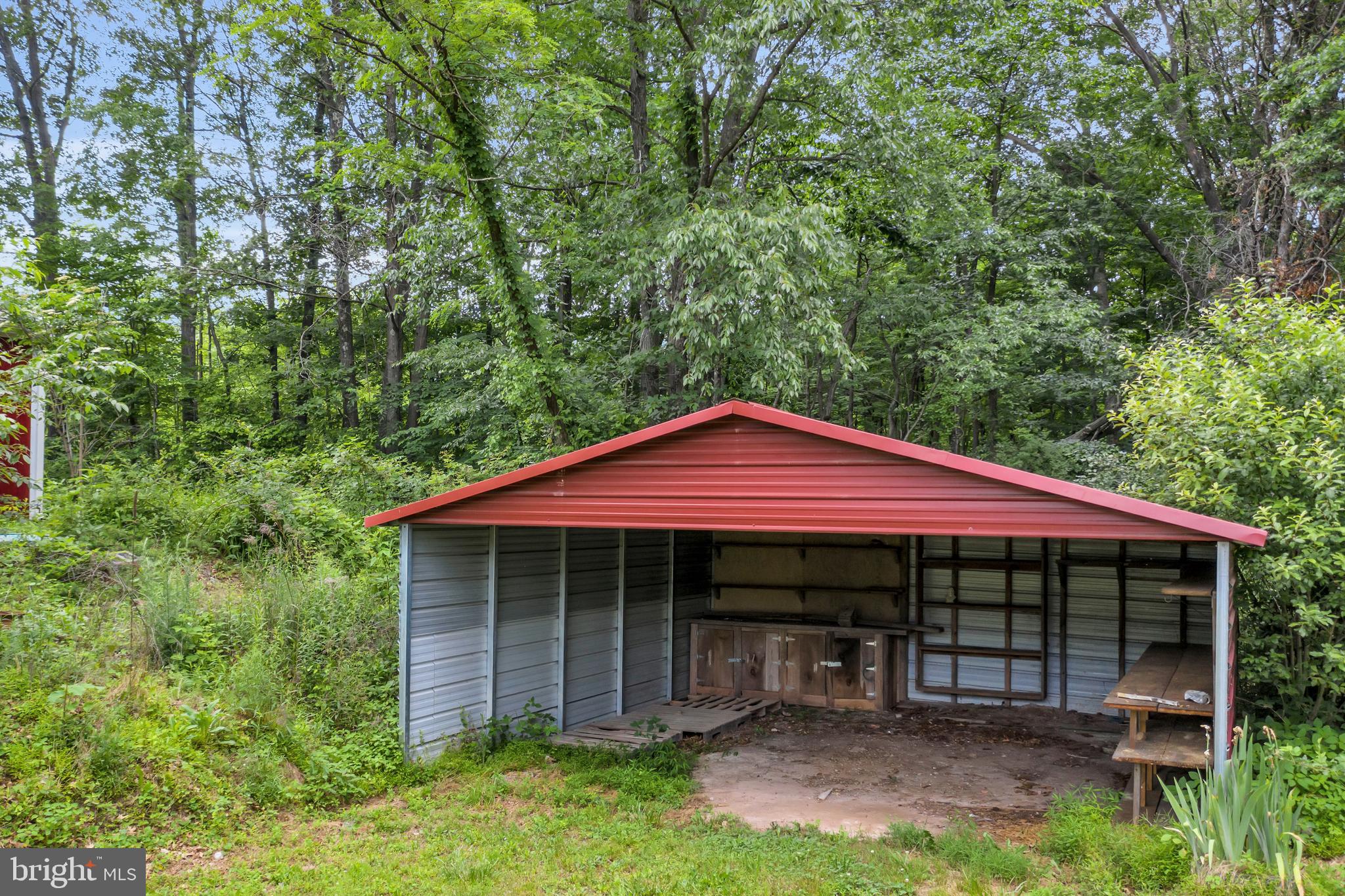 HAMPSHIRE COUNTY - Residential