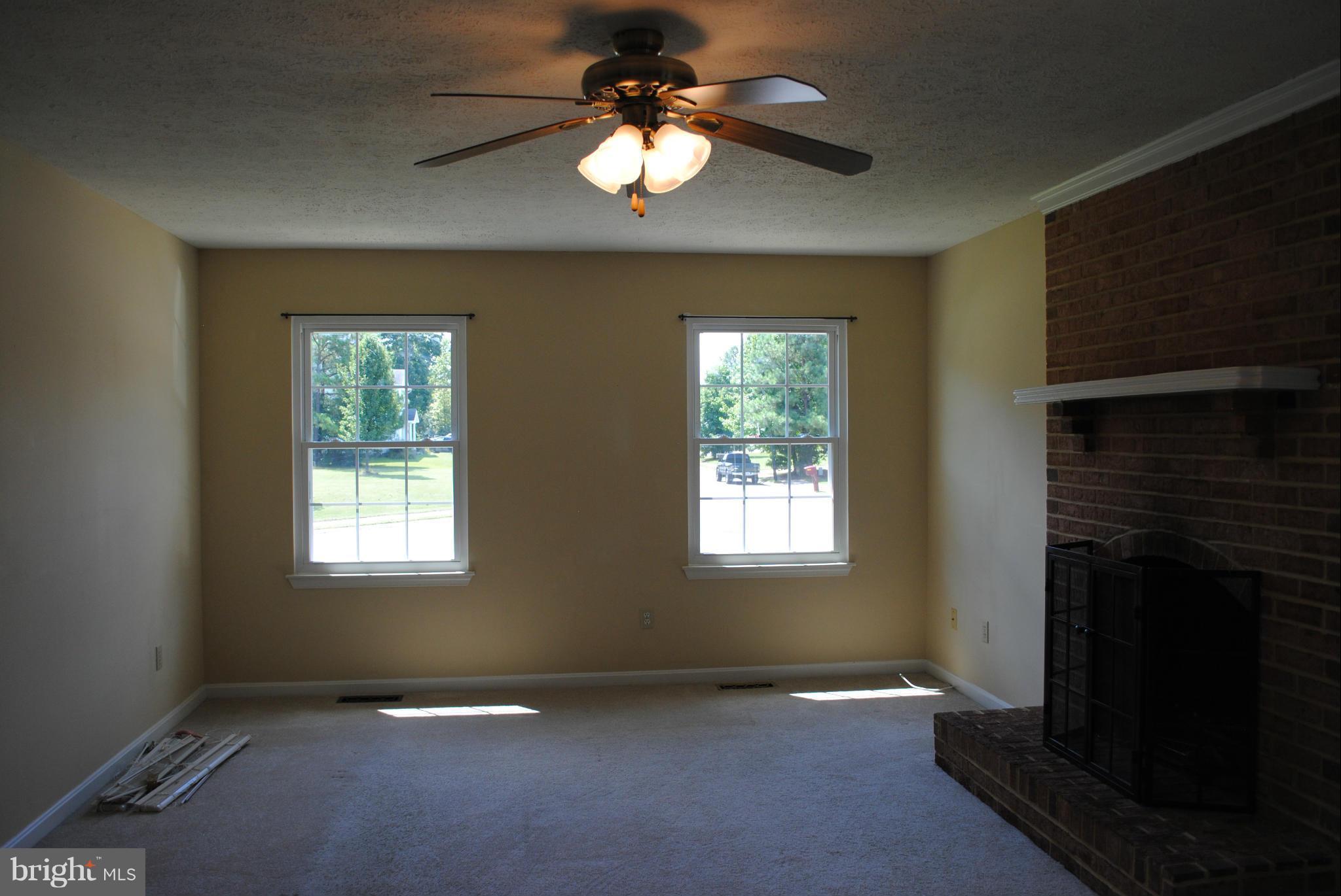 PANQUIA OAKS SUB - Residential Lease