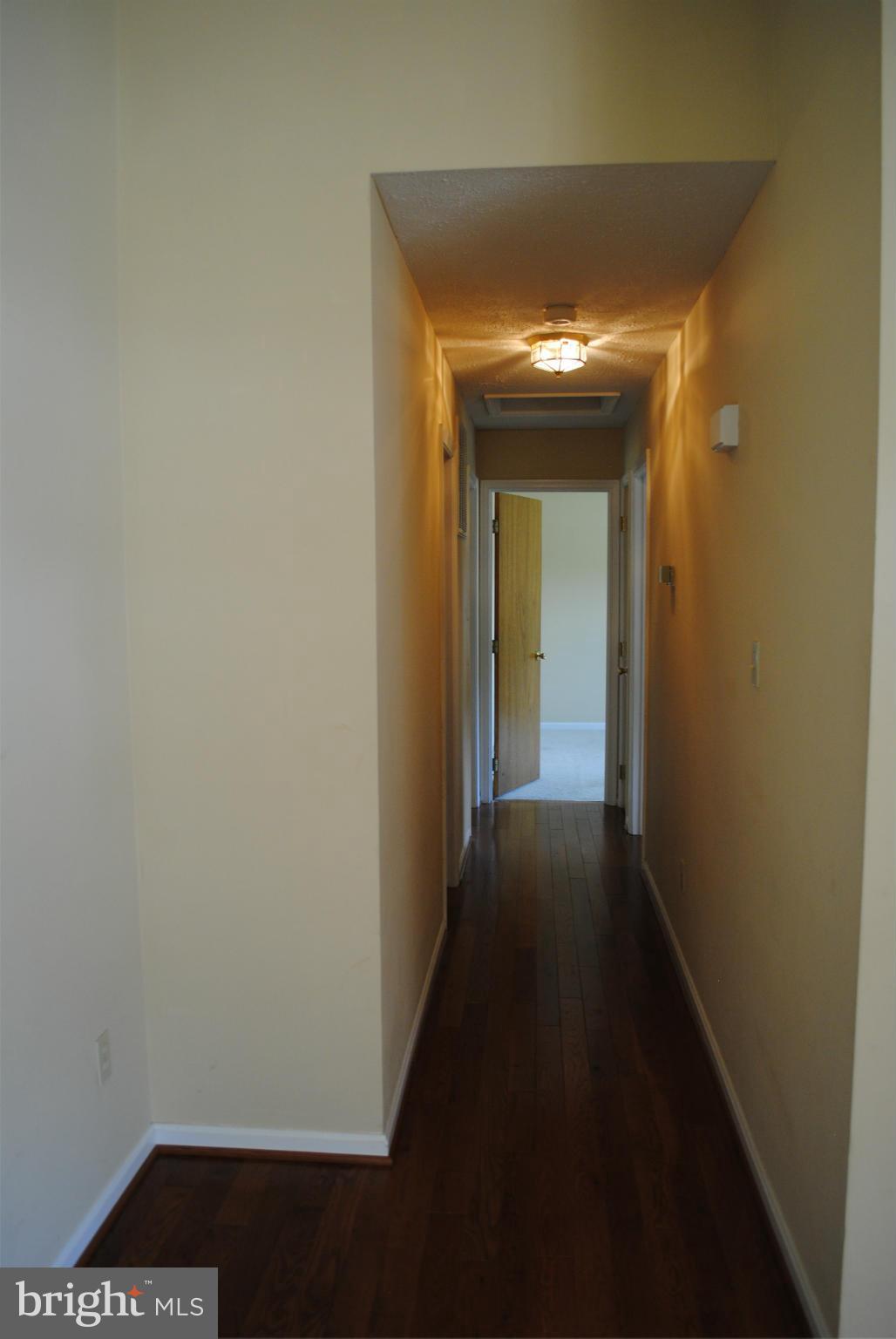 PANQUIA OAKS SUB - Residential Lease