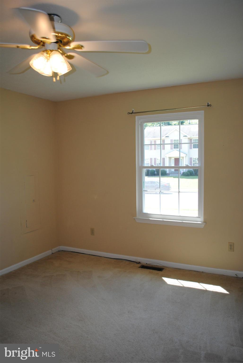 PANQUIA OAKS SUB - Residential Lease