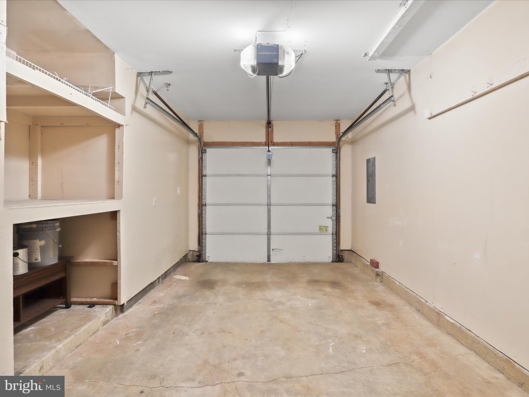 OLD TOWN GREENS - Residential