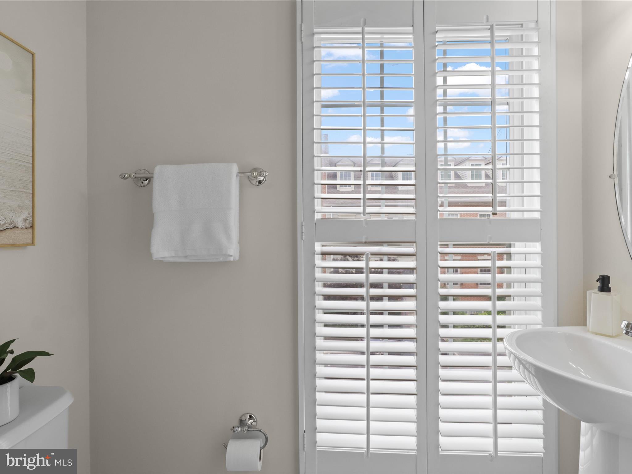 OLD TOWN GREENS - Residential