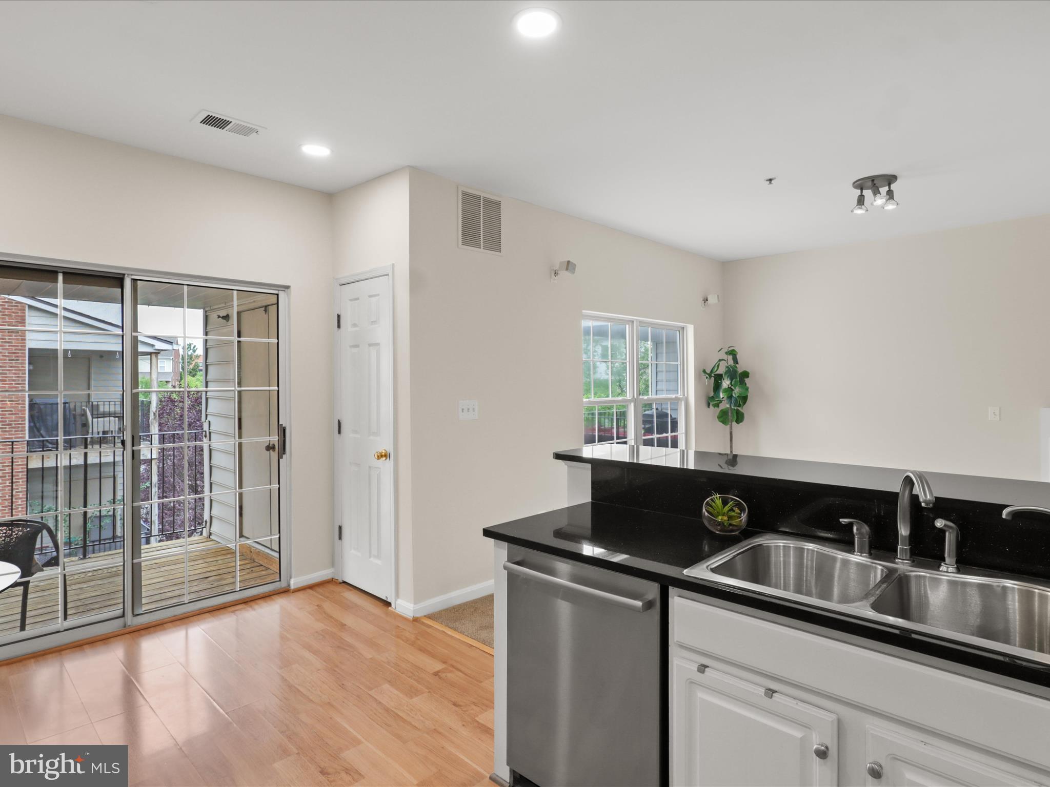 OLD TOWN GREENS - Residential