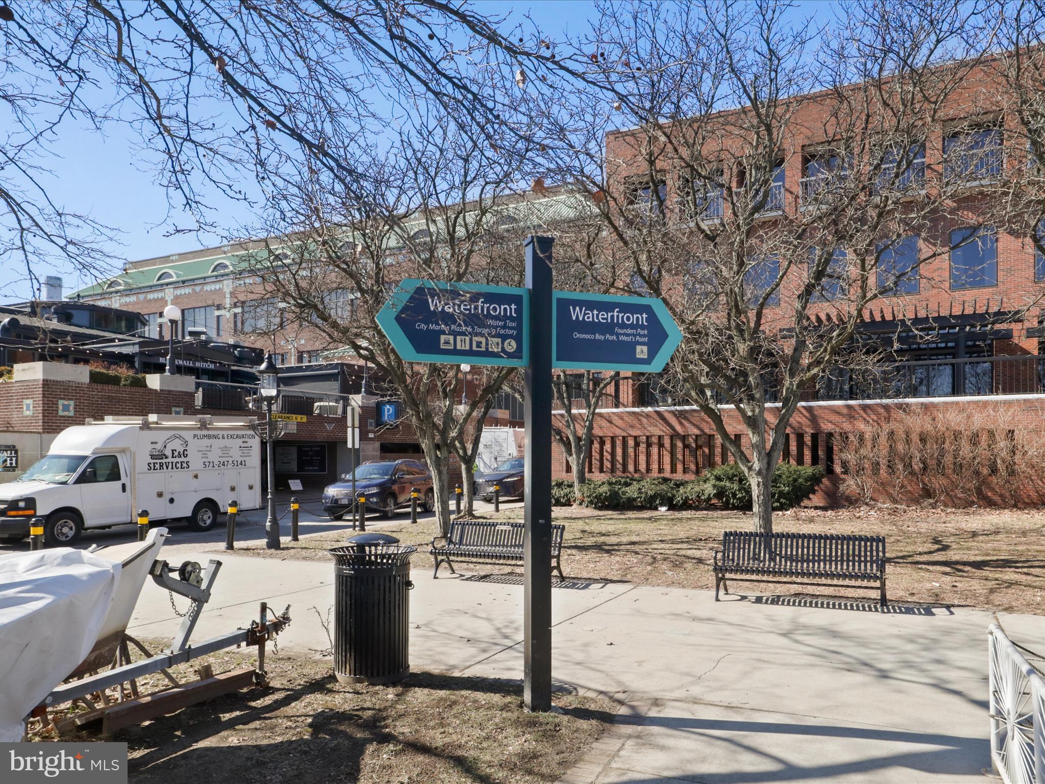 OLD TOWN GREENS - Residential