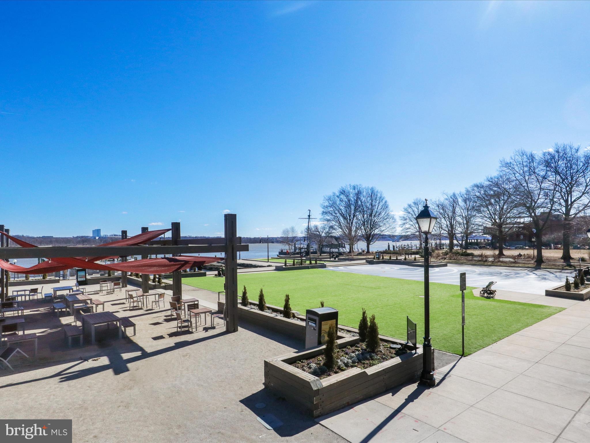 OLD TOWN GREENS - Residential