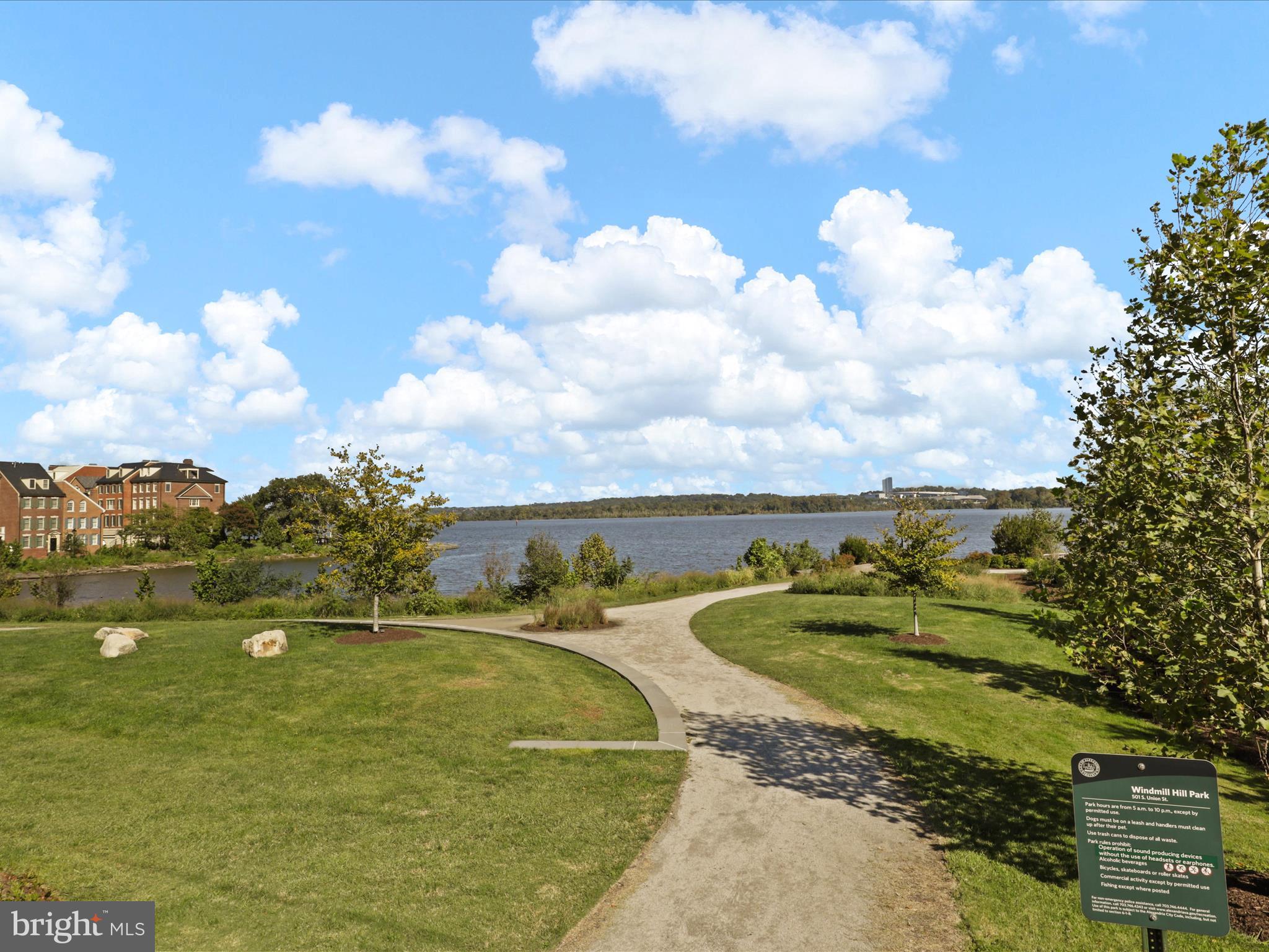 OLD TOWN GREENS - Residential