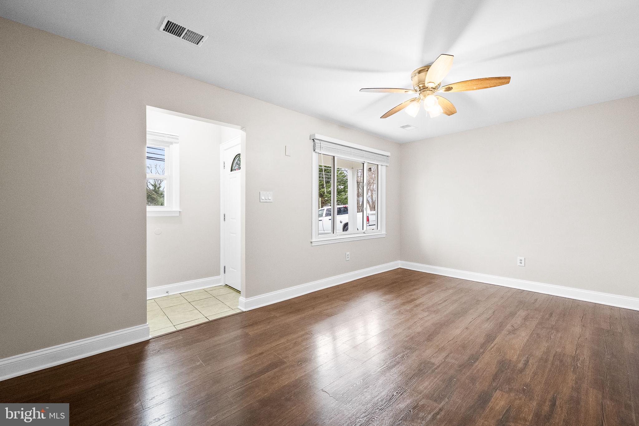 PARKWAY - Residential