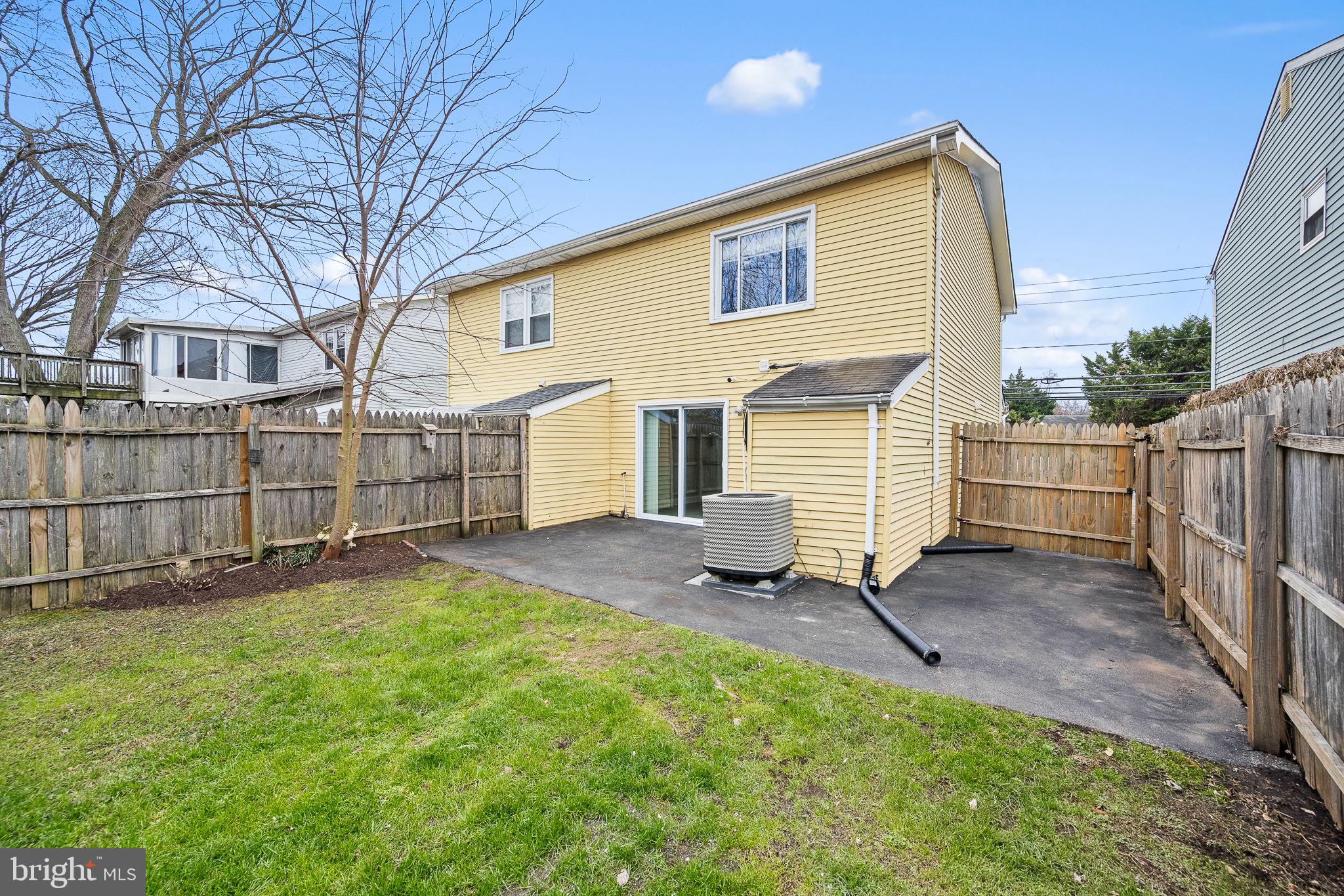 PARKWAY - Residential