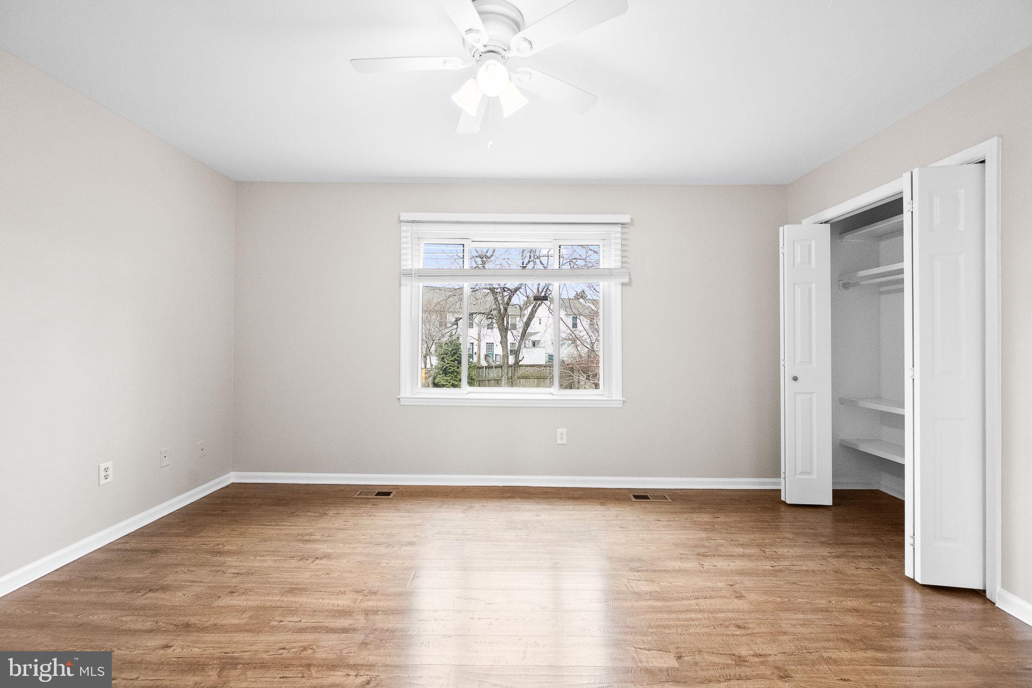 PARKWAY - Residential