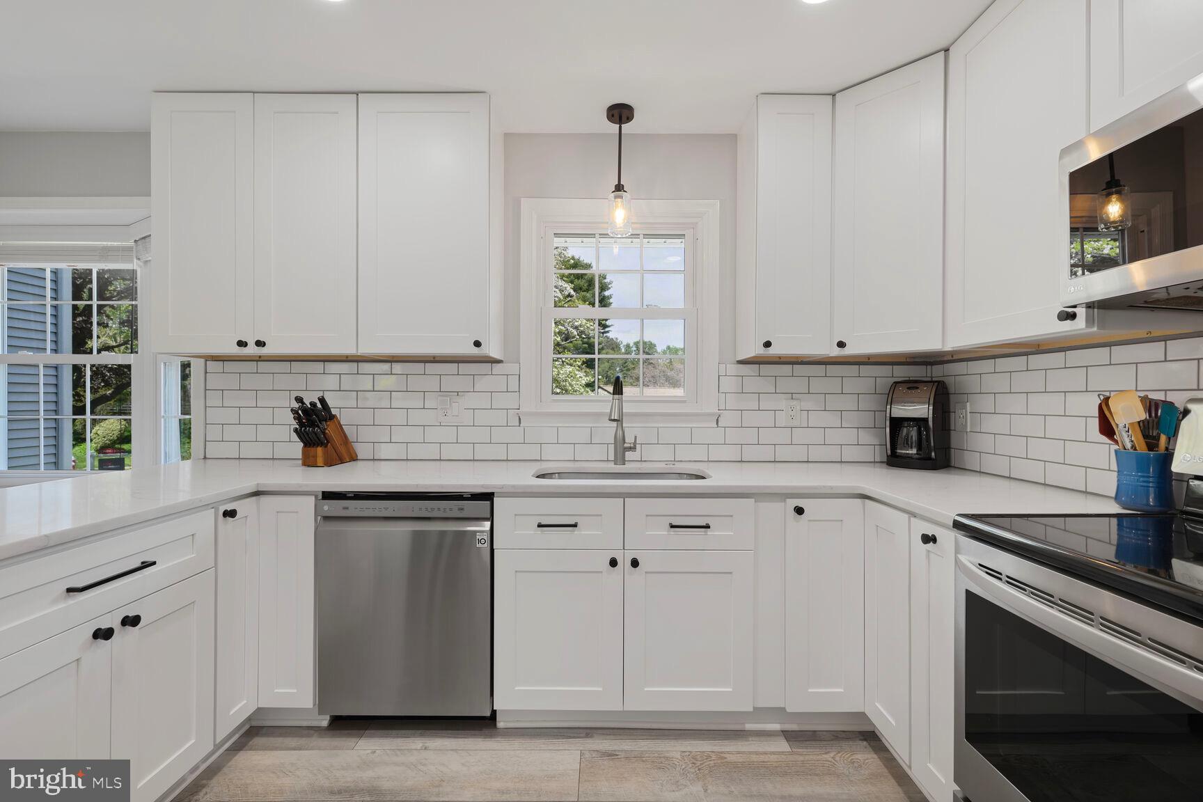 BURKE CENTRE - Residential