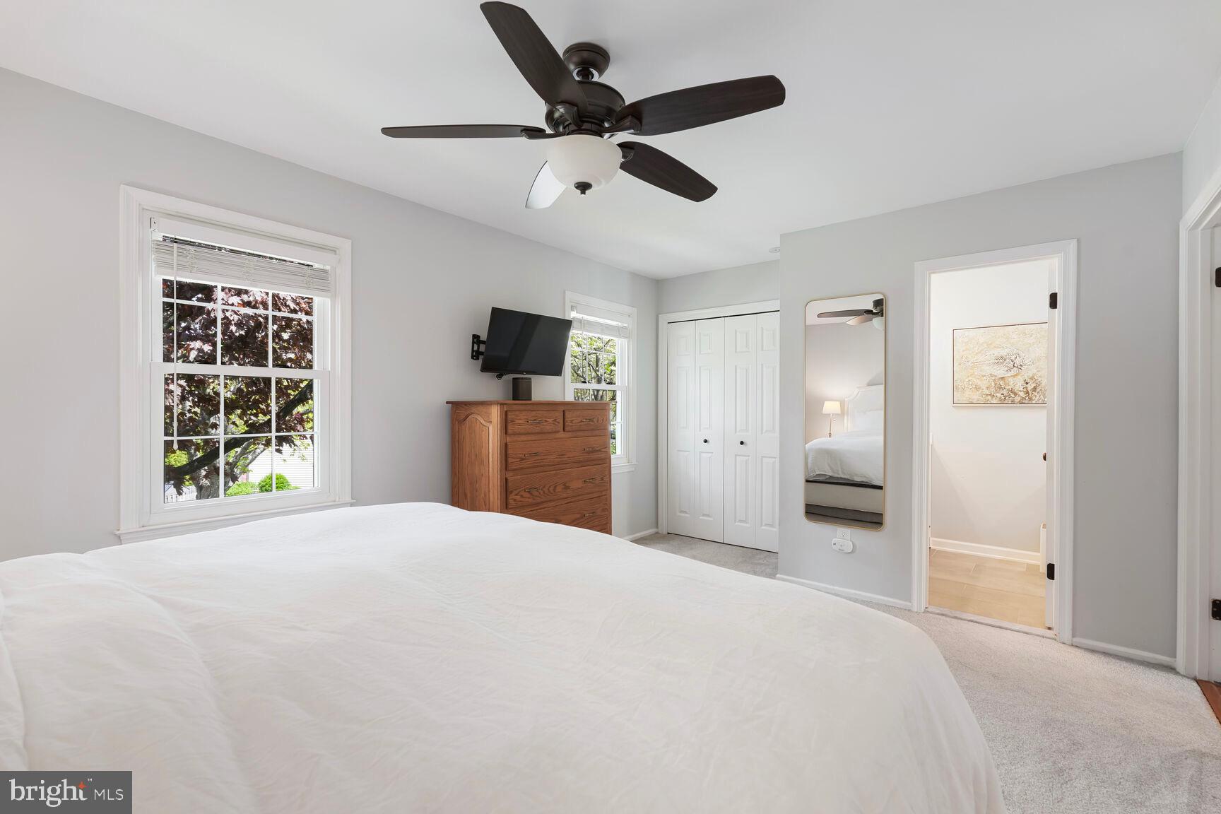 BURKE CENTRE - Residential