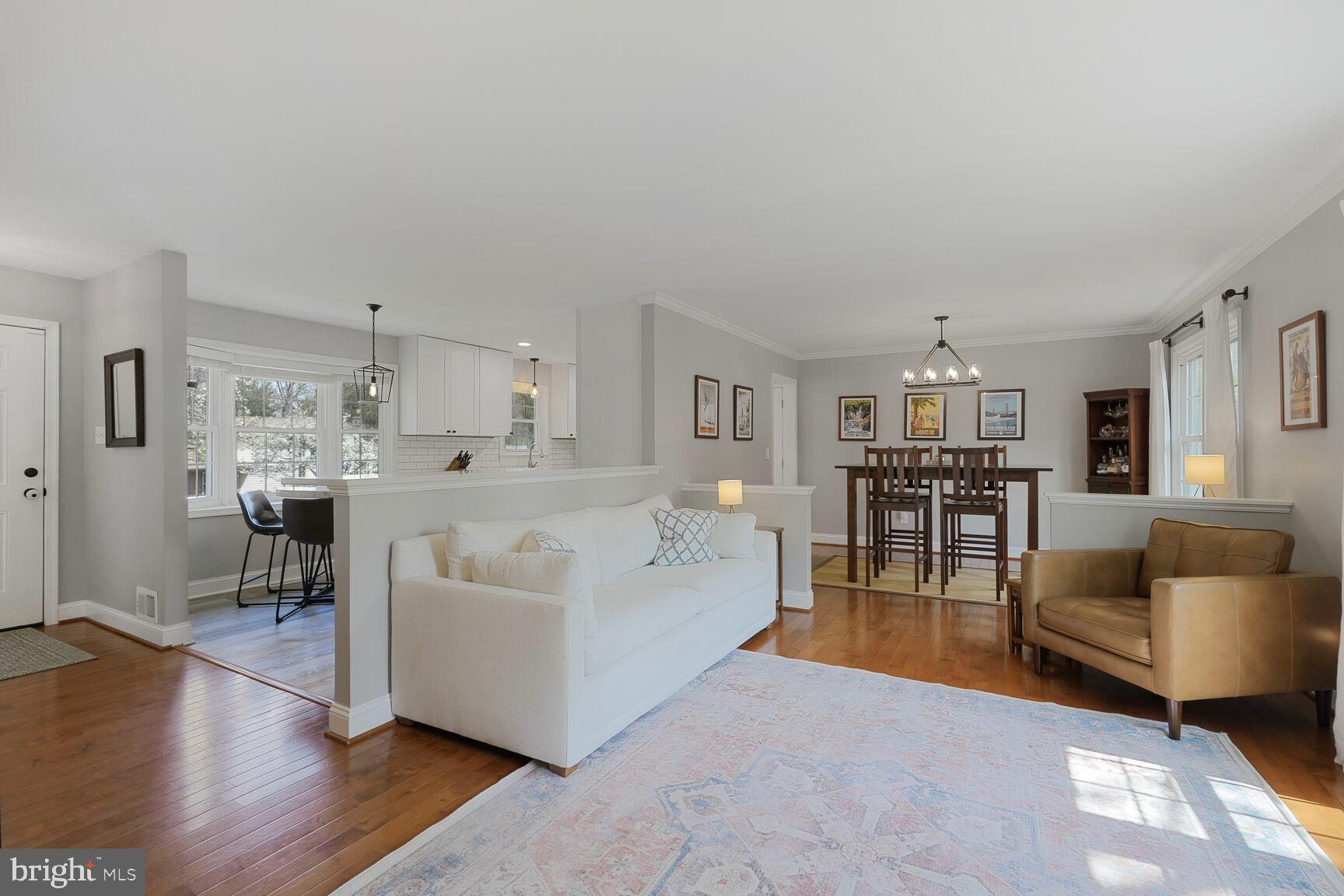 BURKE CENTRE - Residential