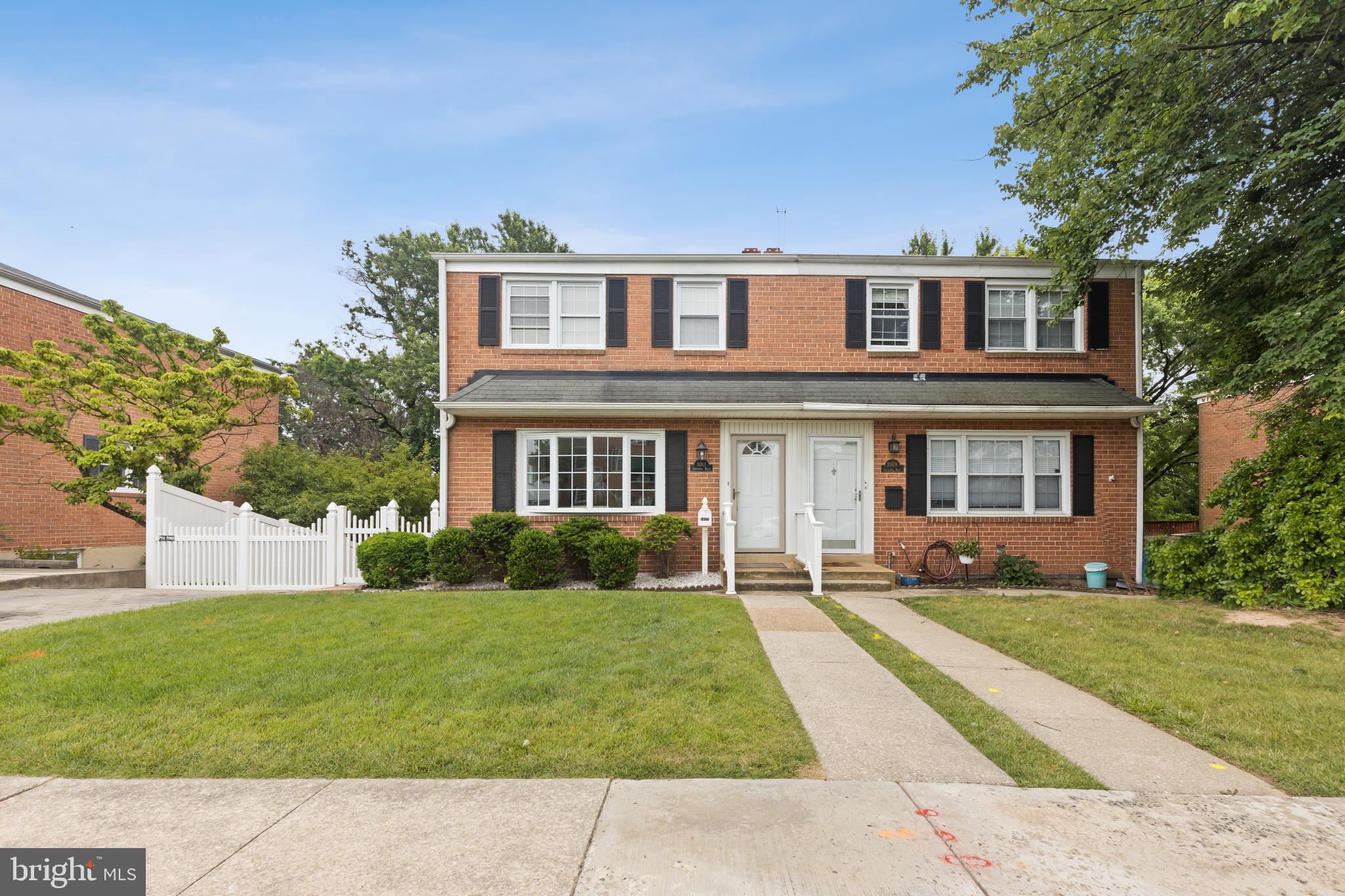 HUNTSMOOR VILLAGE NORTH - Residential