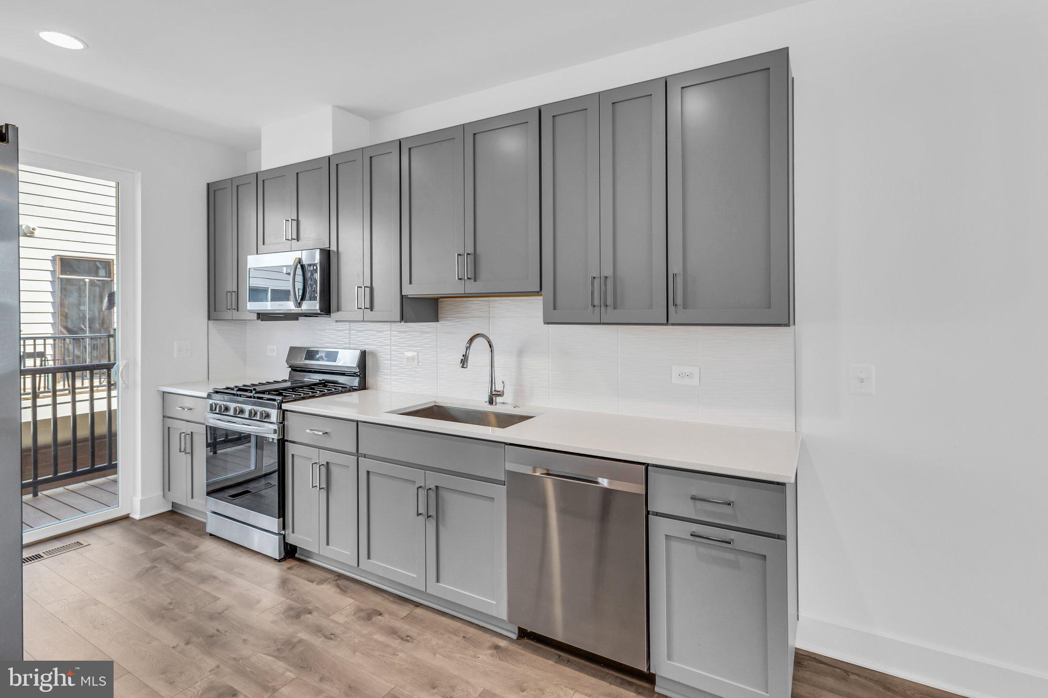 7354 BLADE DRIVE