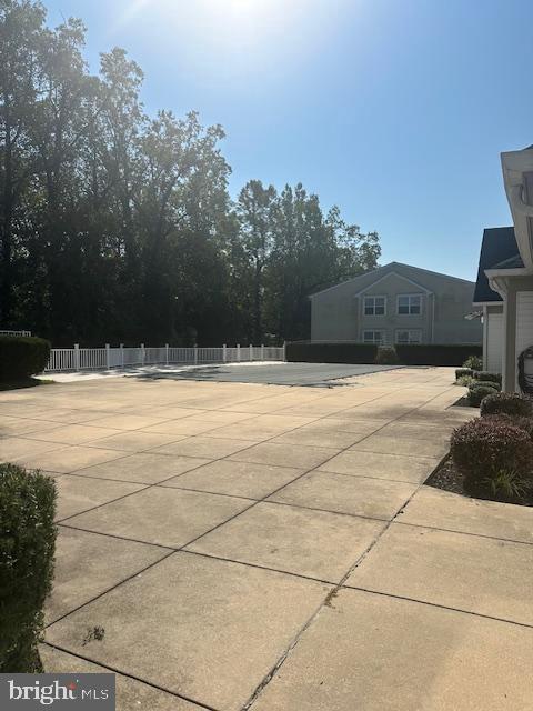 ELKRIDGE TOWN CENTER - Residential