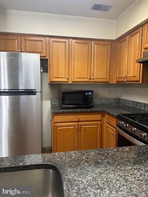 ELKRIDGE TOWN CENTER - Residential