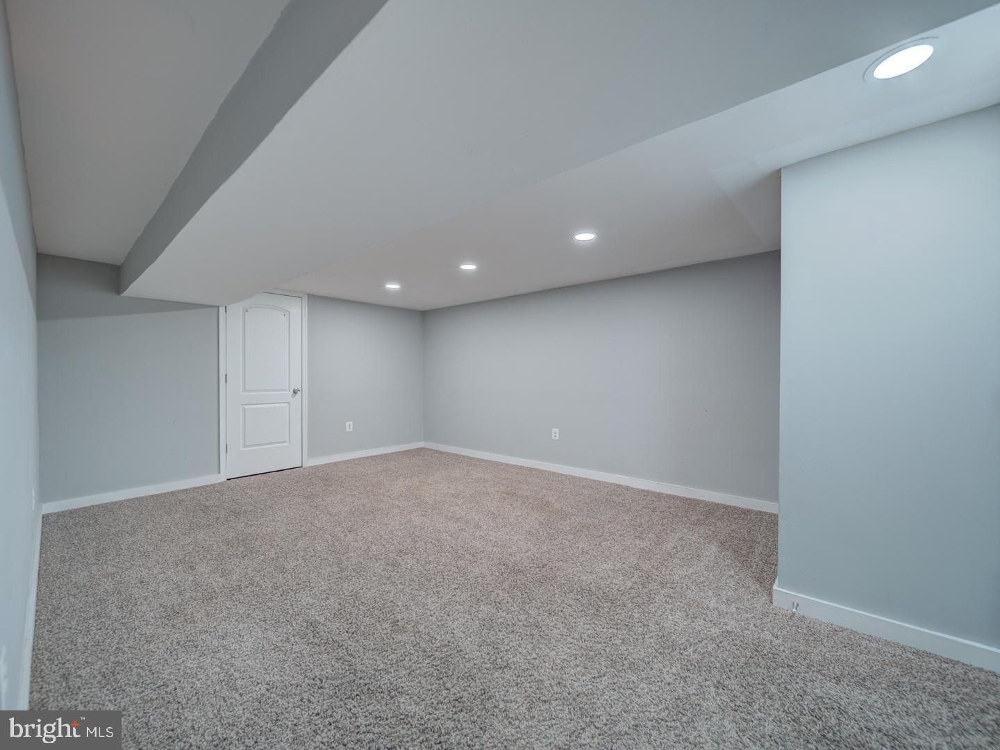 GLASSMANOR - Residential