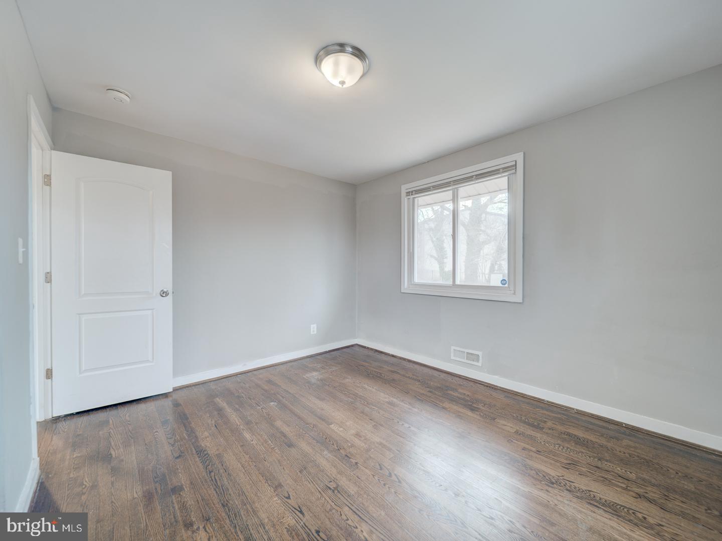 GLASSMANOR - Residential