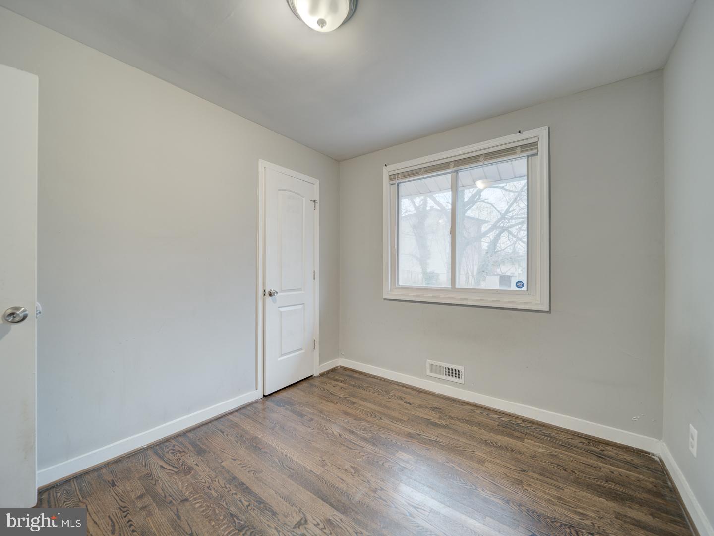 GLASSMANOR - Residential