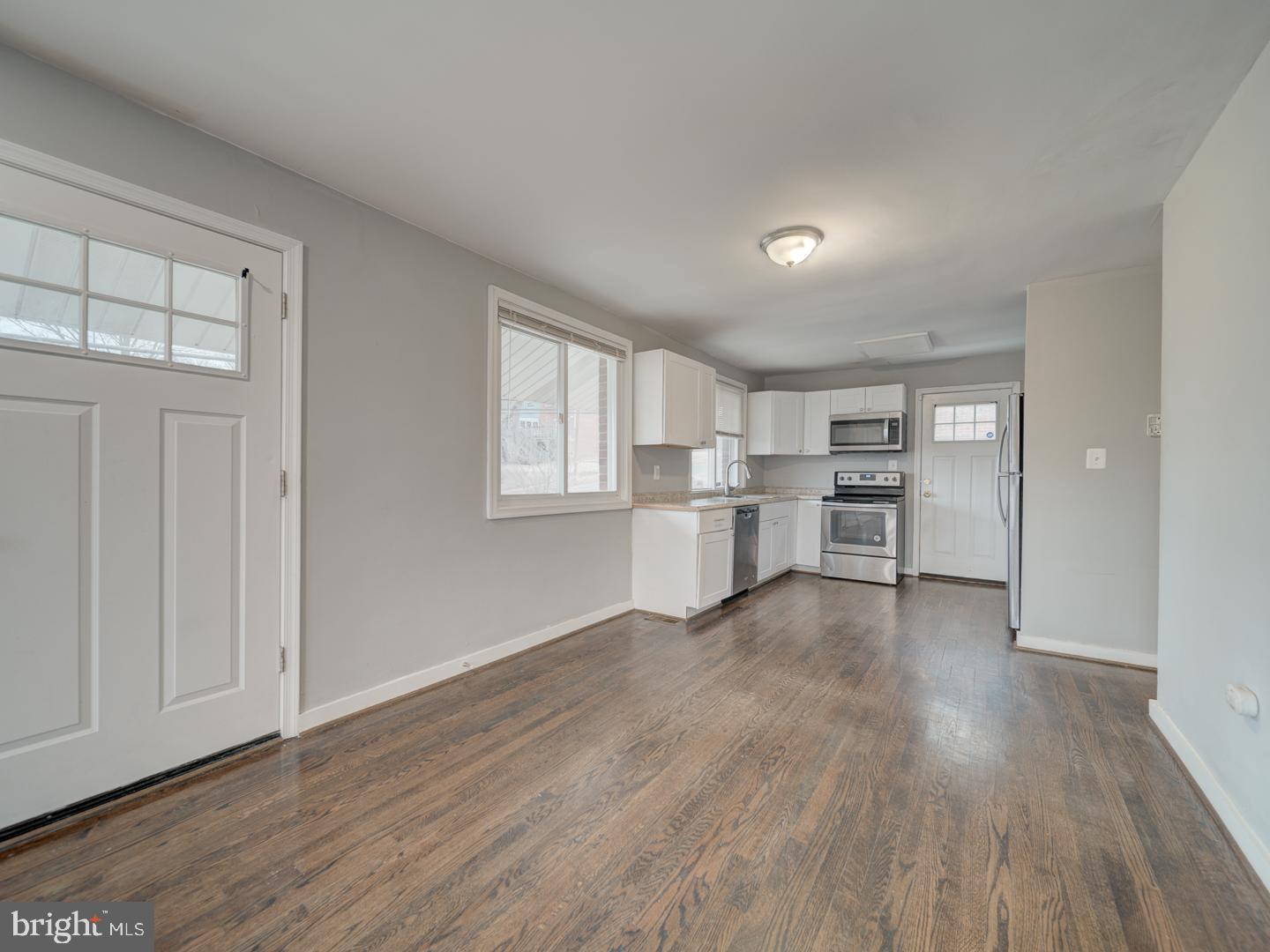 GLASSMANOR - Residential