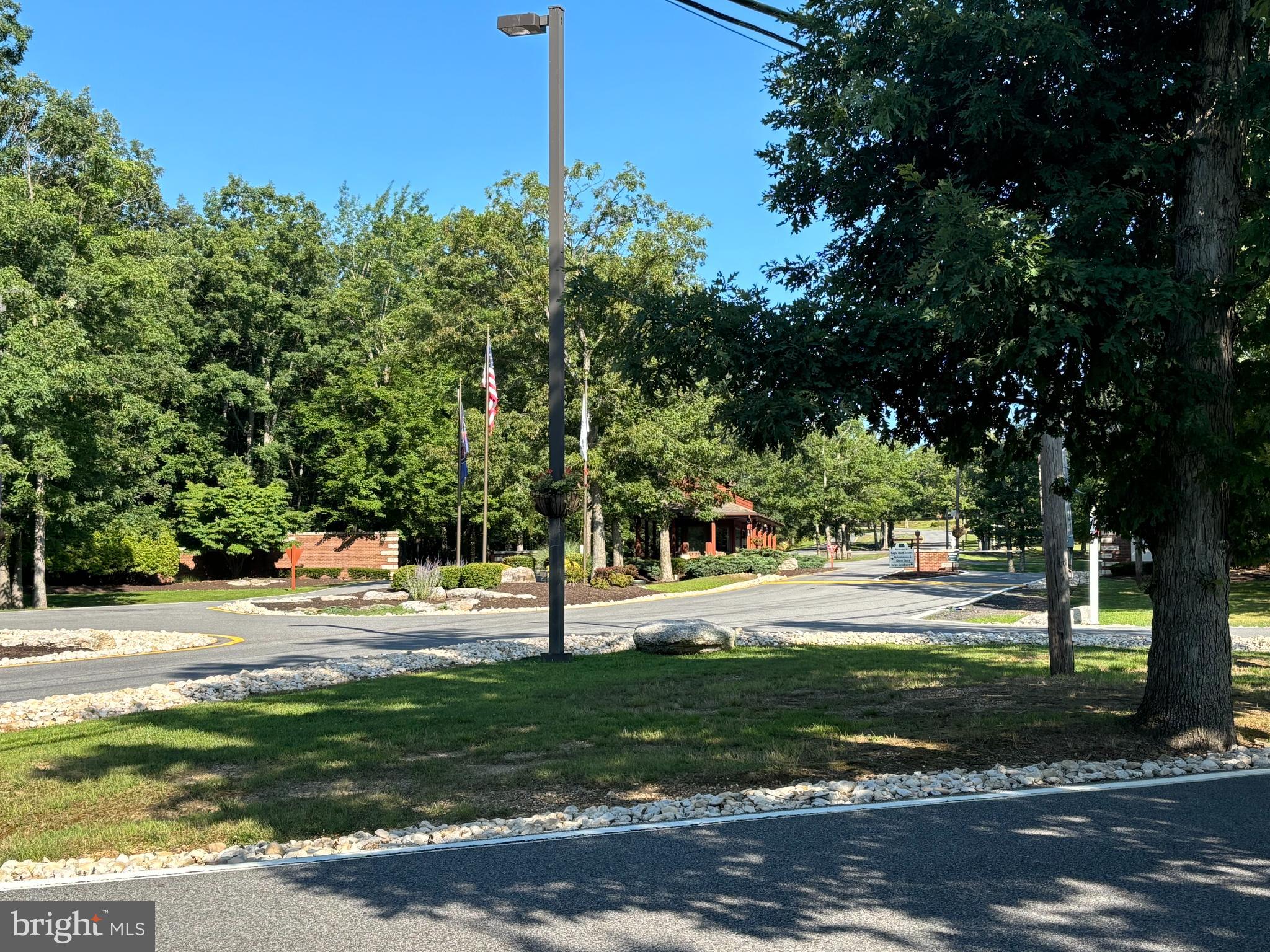 D126 W TUSCARORA DRIVE