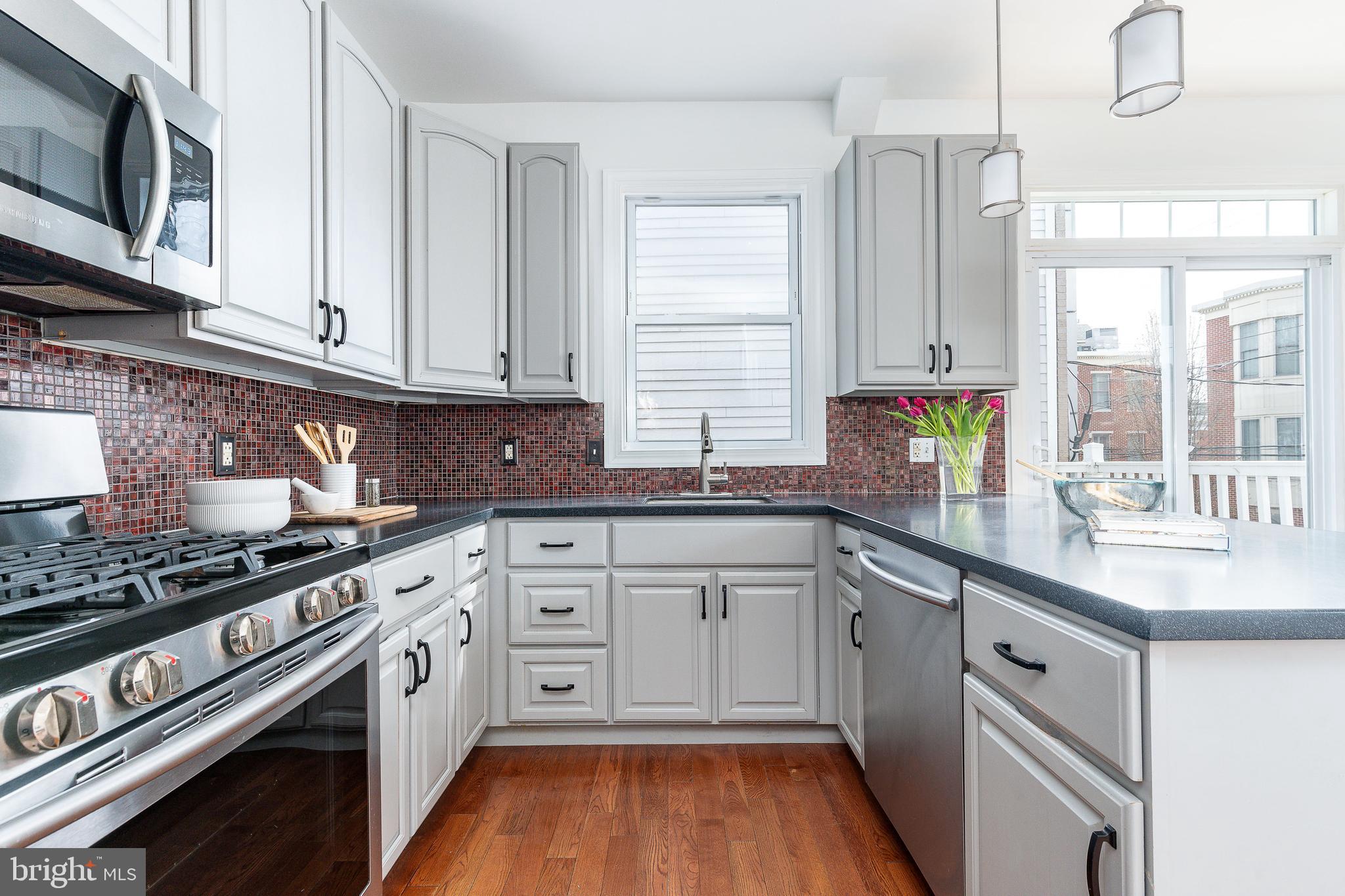 GRADUATE HOSPITAL - Residential