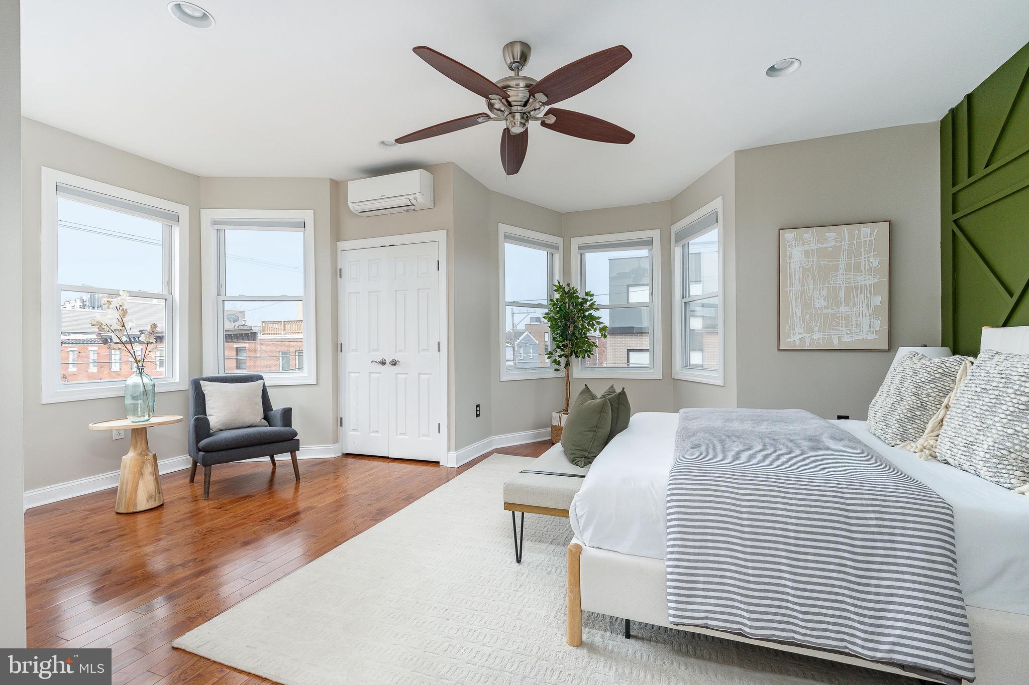 GRADUATE HOSPITAL - Residential