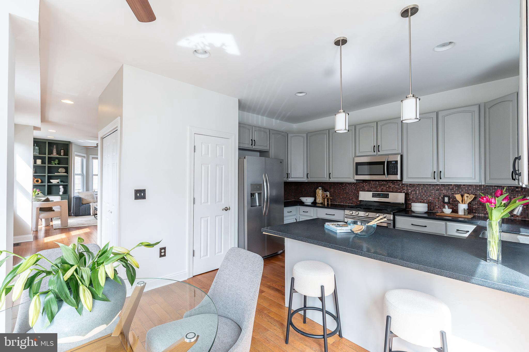 GRADUATE HOSPITAL - Residential