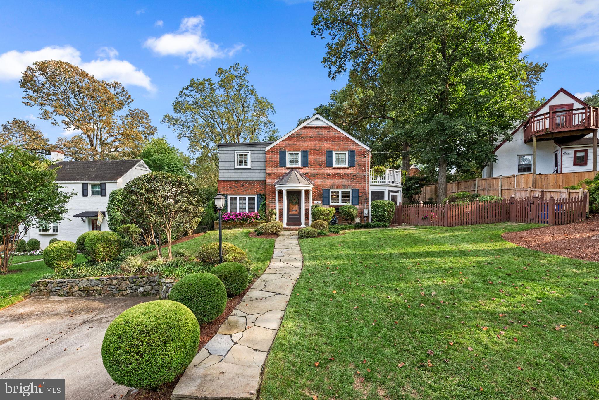 WOODMOOR - Residential