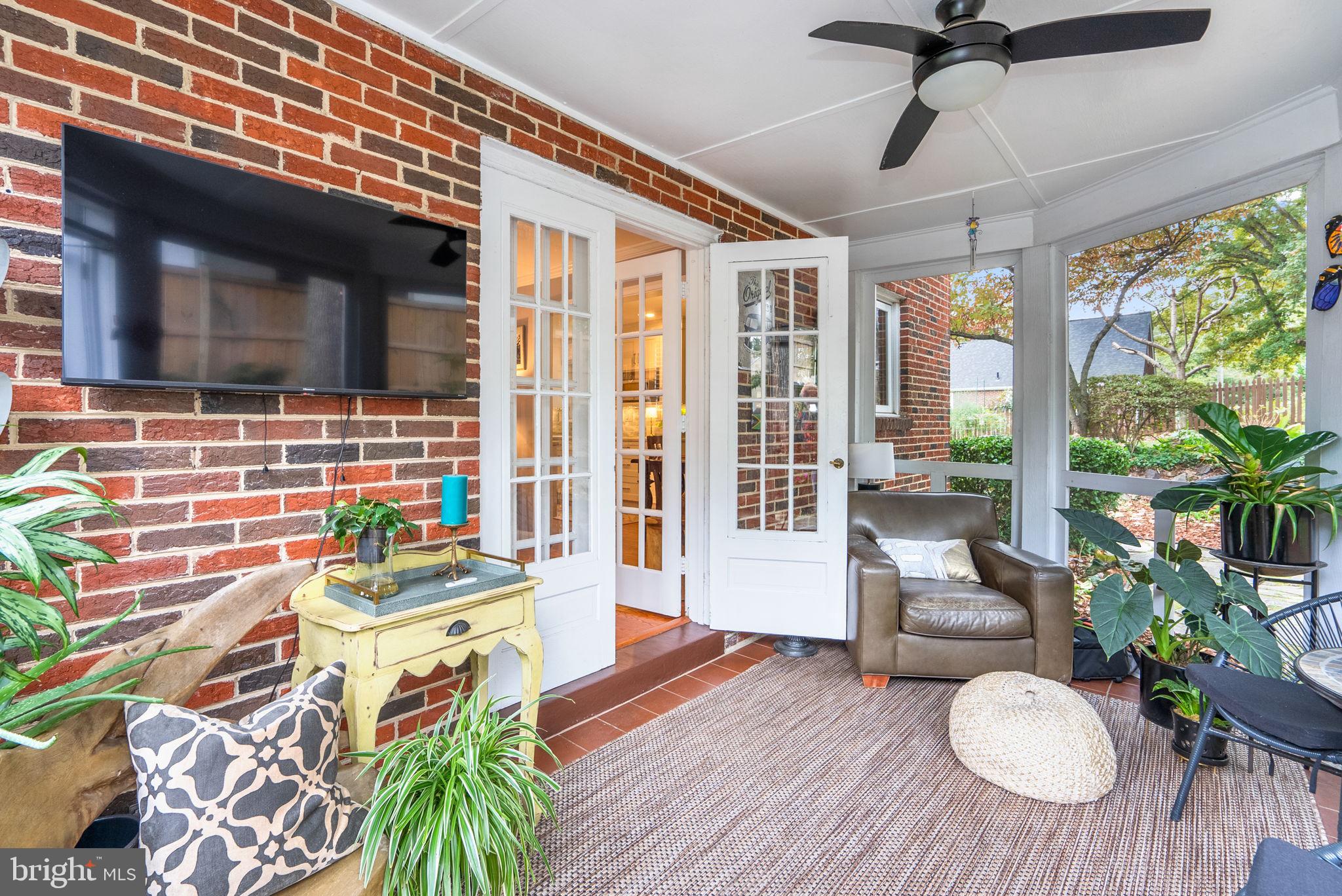 WOODMOOR - Residential