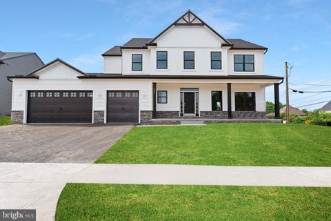 1001 EDORMA COURT HARRISBURG PA 17112