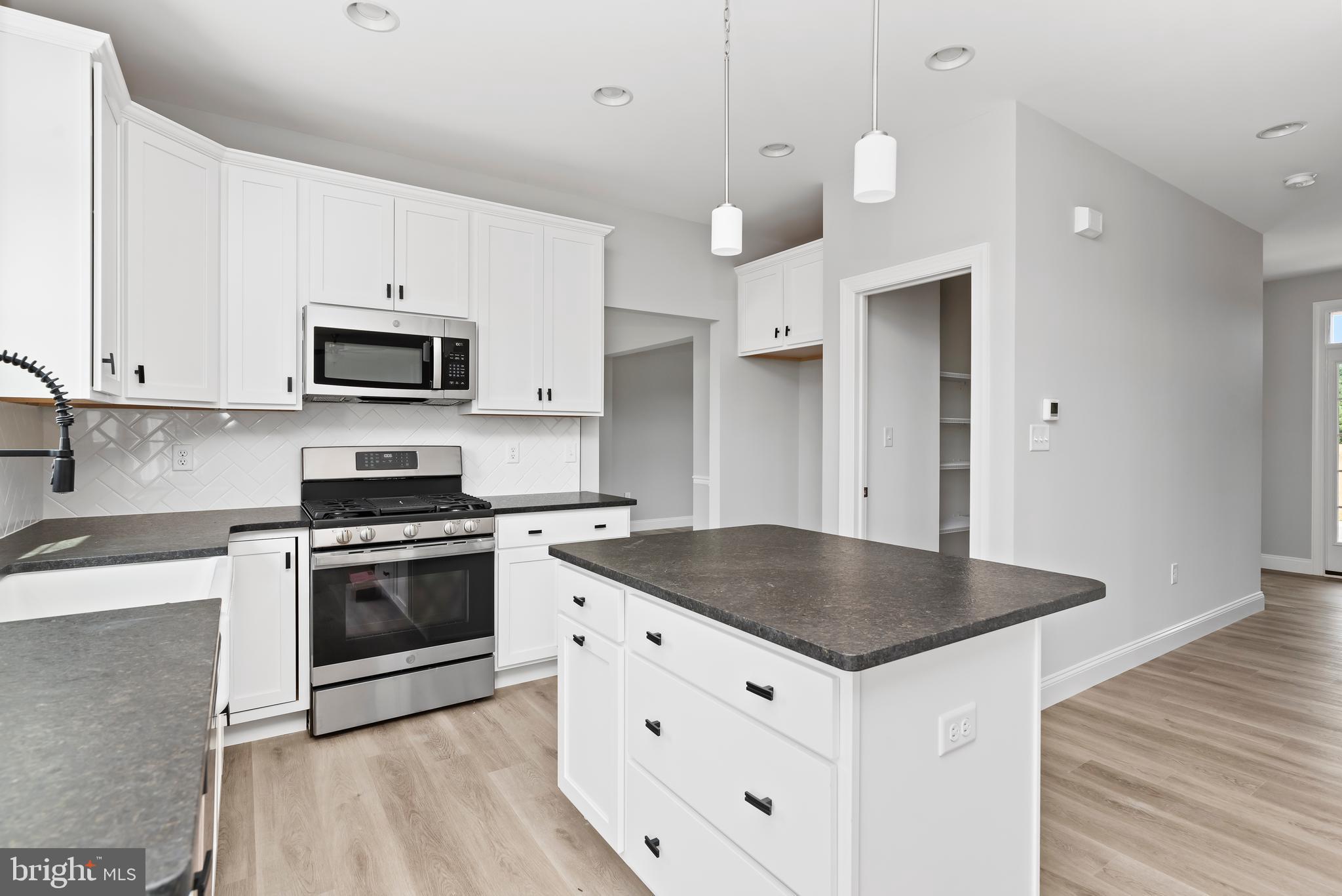 1001 EDORMA COURT