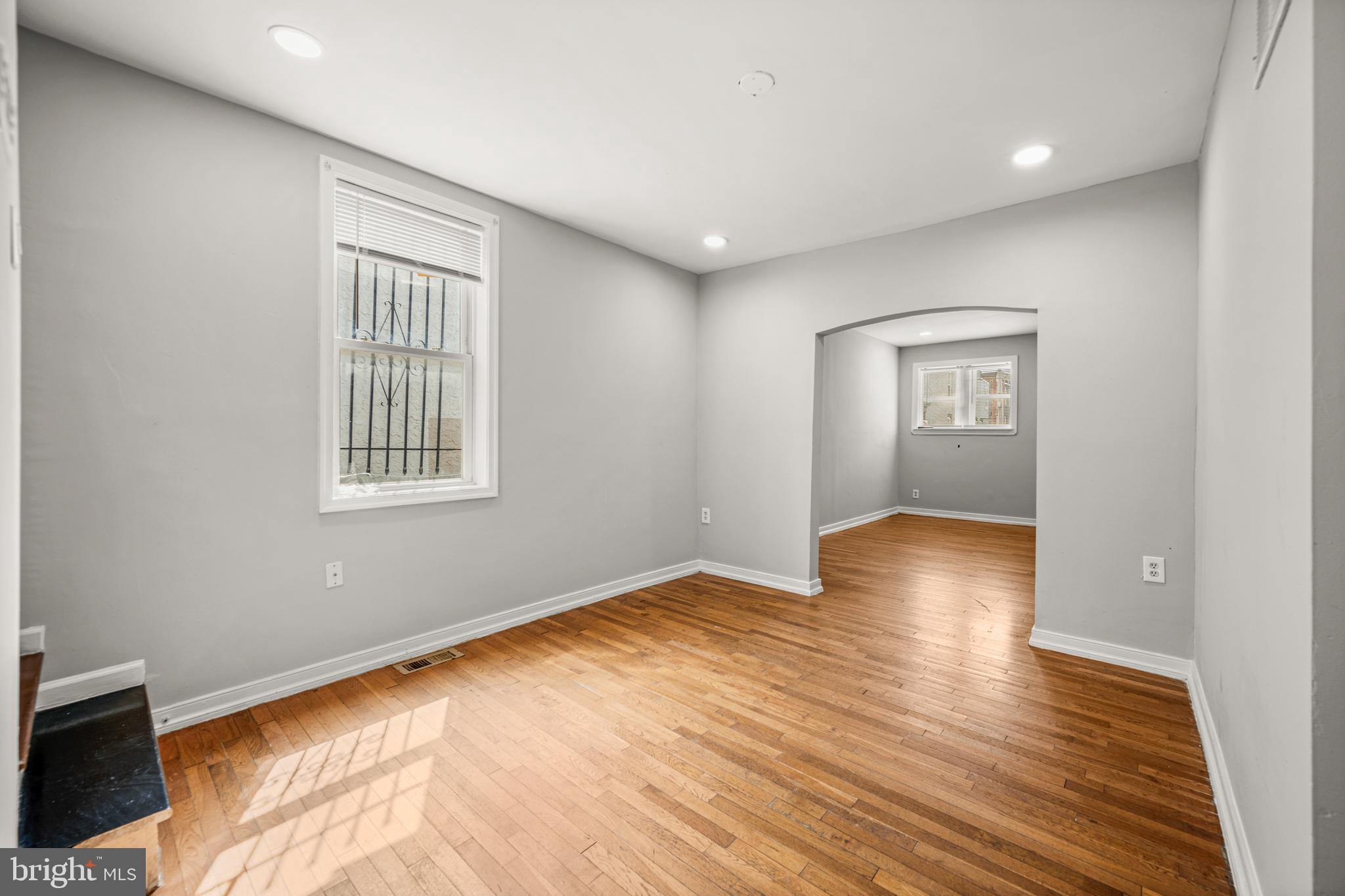 HOPKINS - Residential