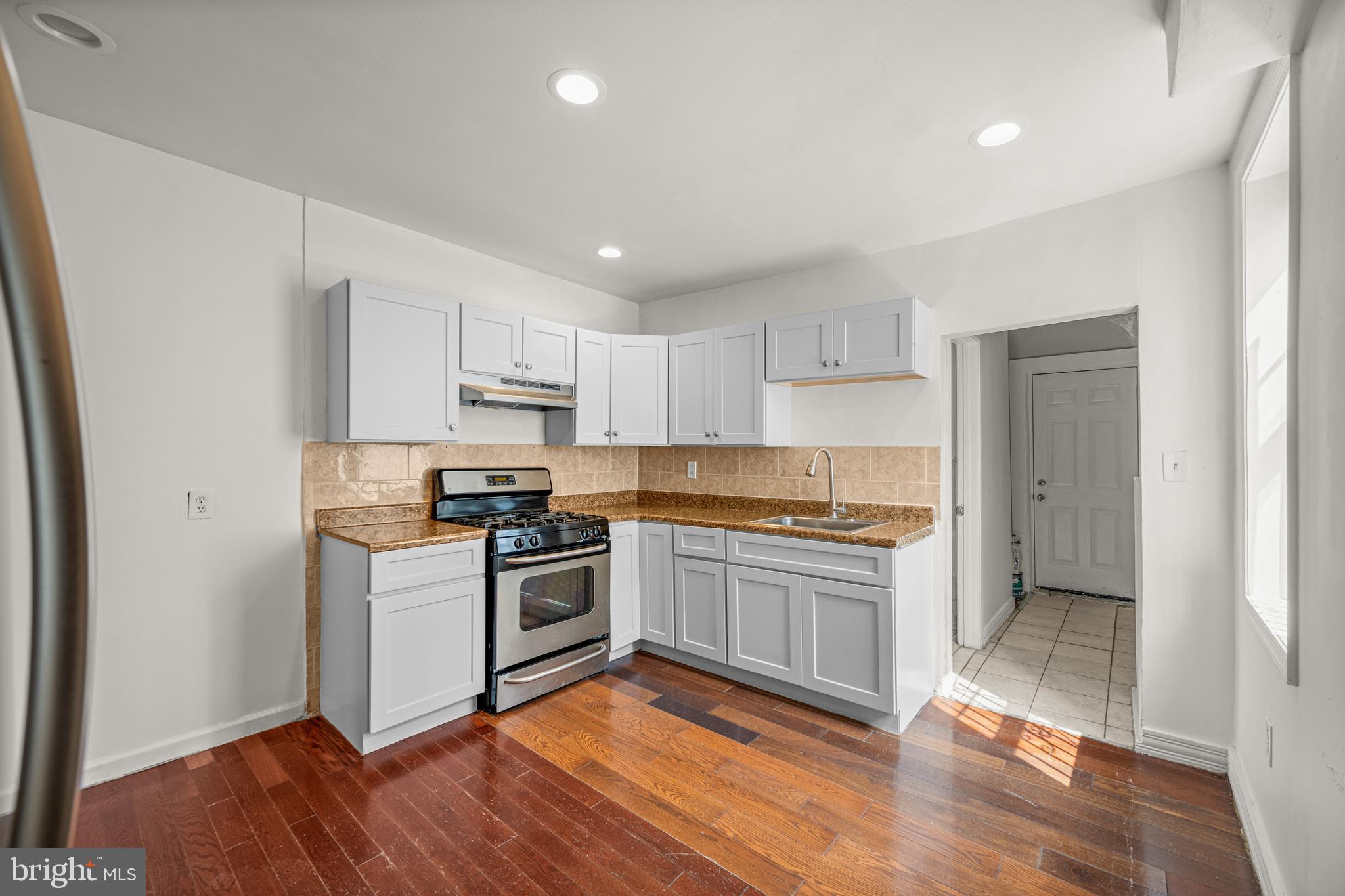 HOPKINS - Residential