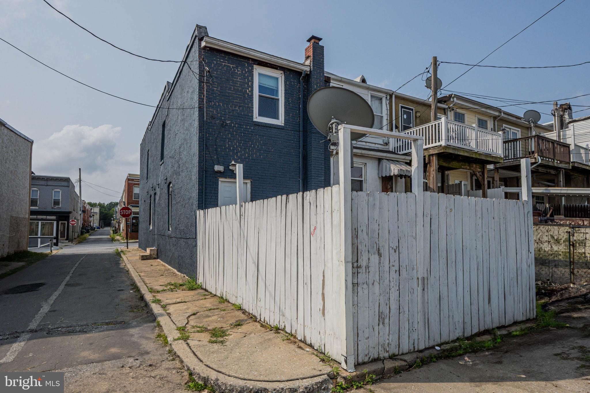 HOPKINS - Residential