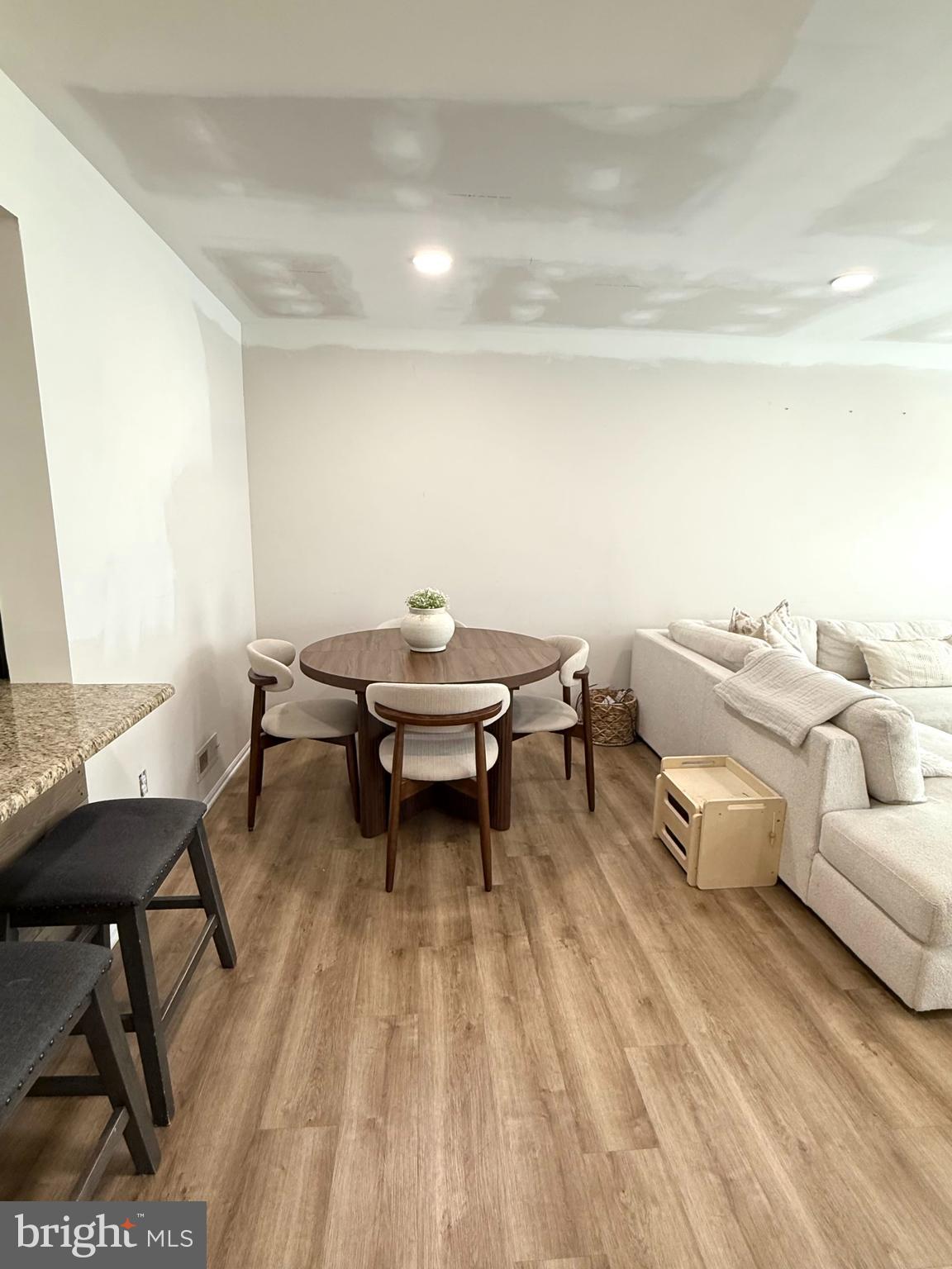 17 MOHAVE DRIVE