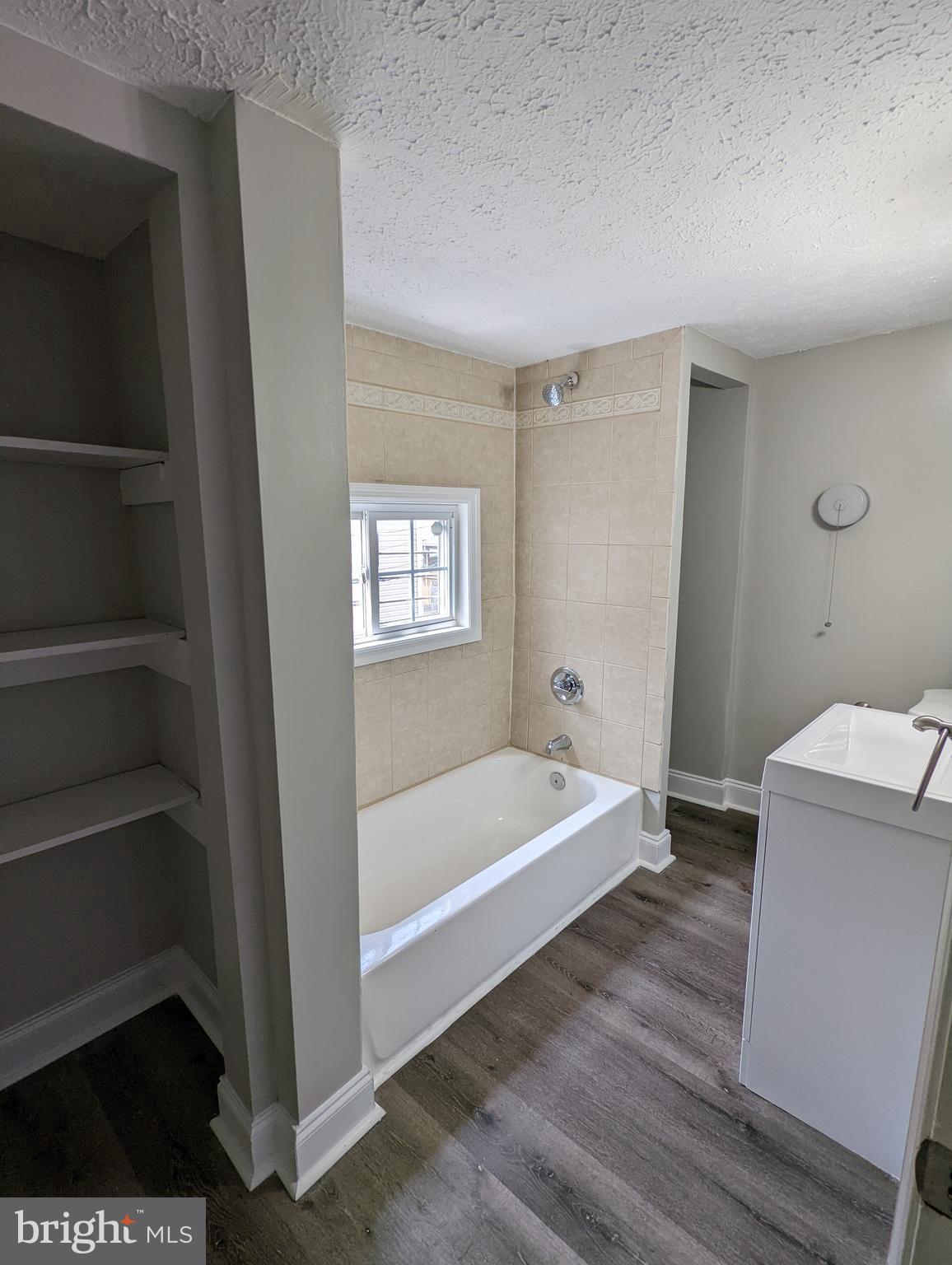 HIGHLANDTOWN - Residential