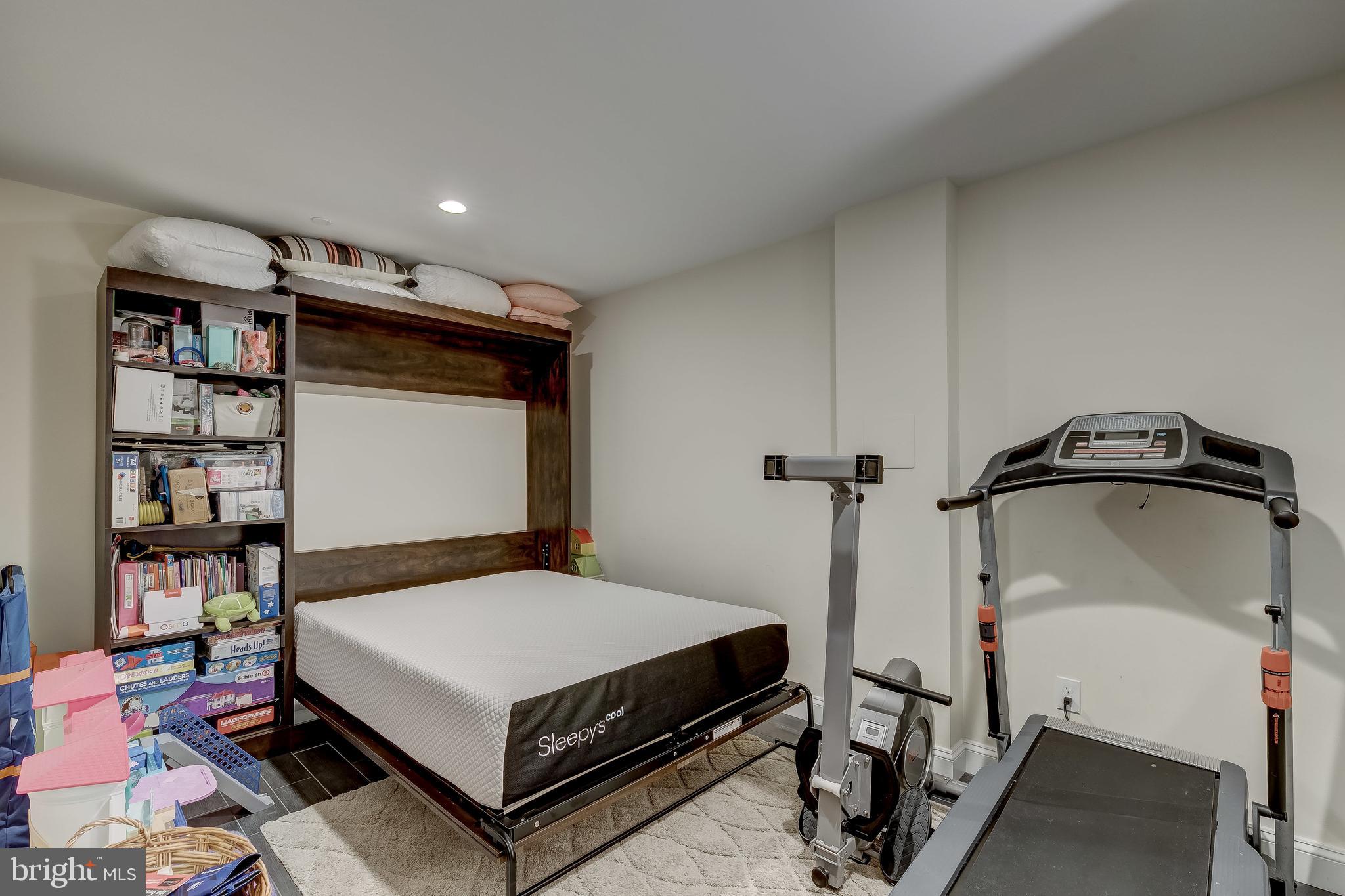 BREWERS HILL - Residential